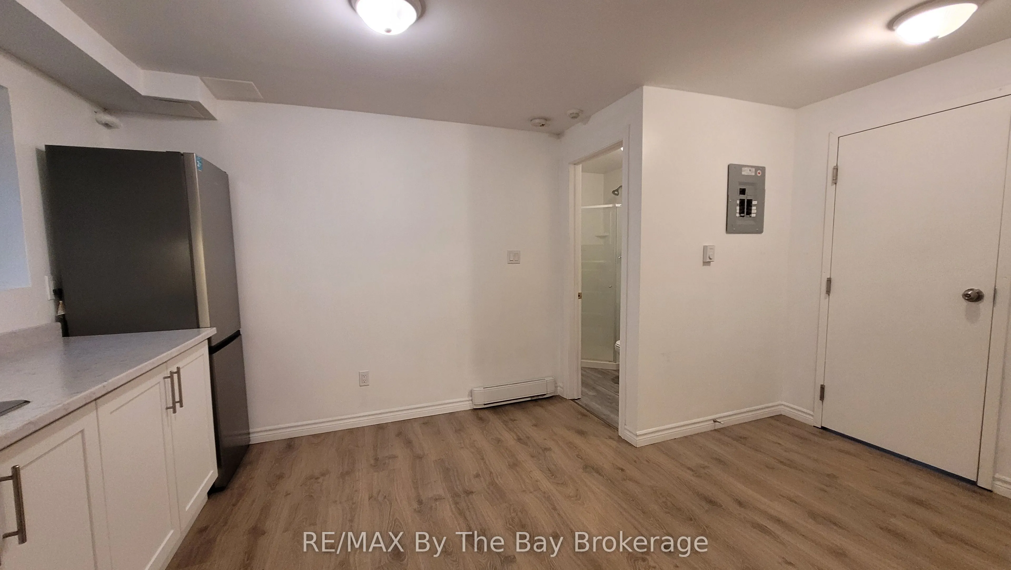 280 River Road E, #A12