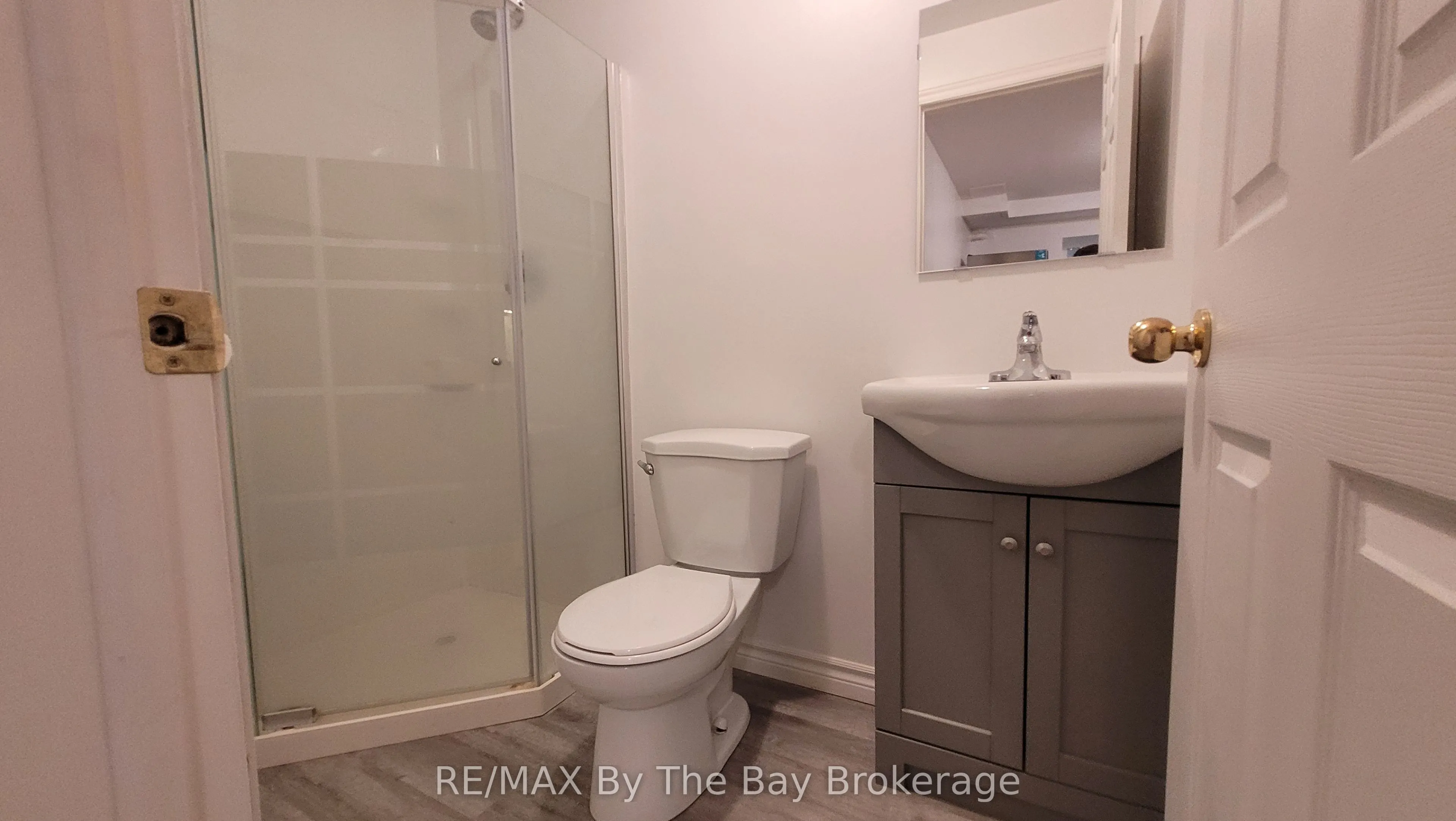 280 River Road E, #A12