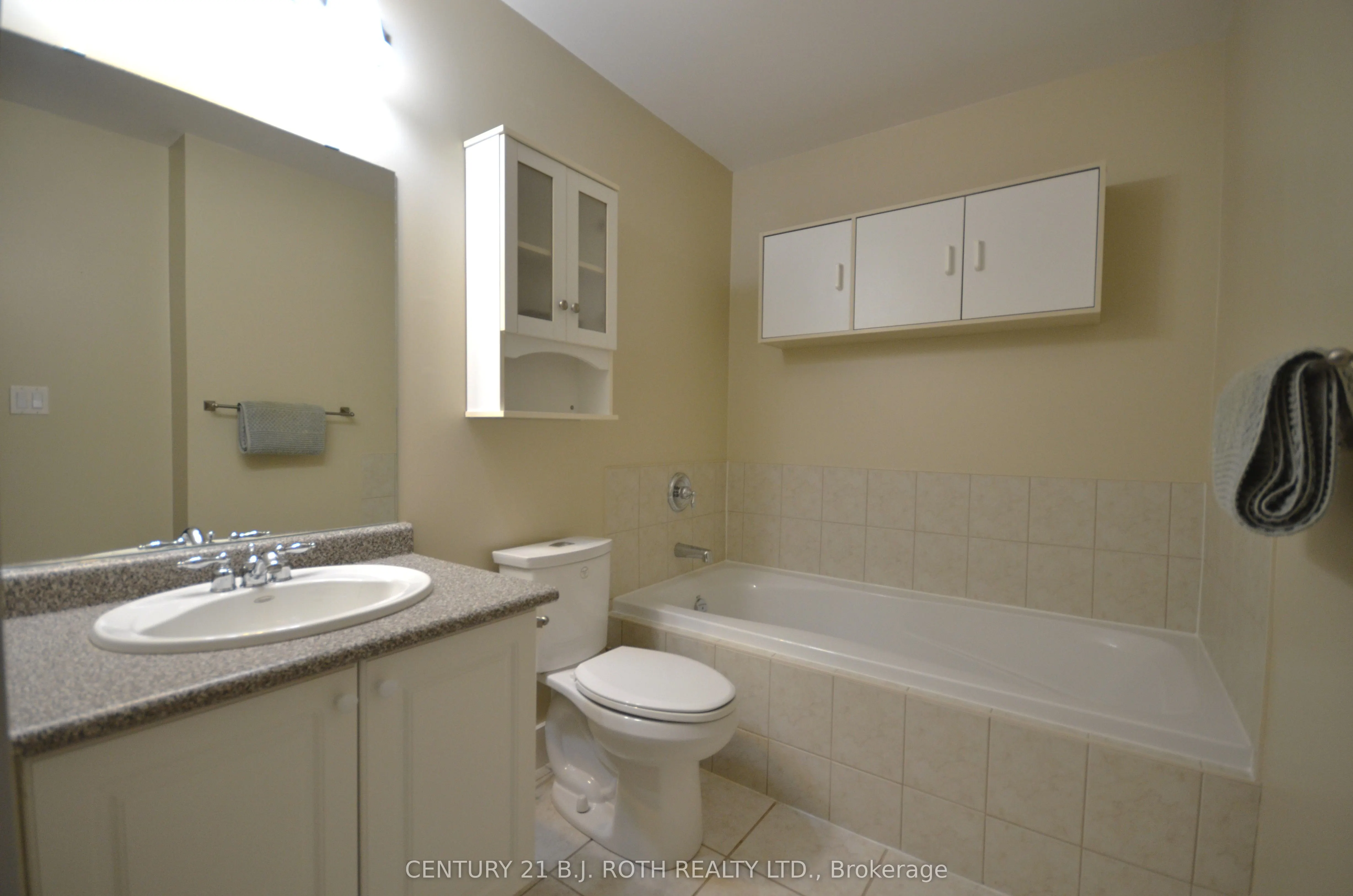140 Cedar Island Road, #311