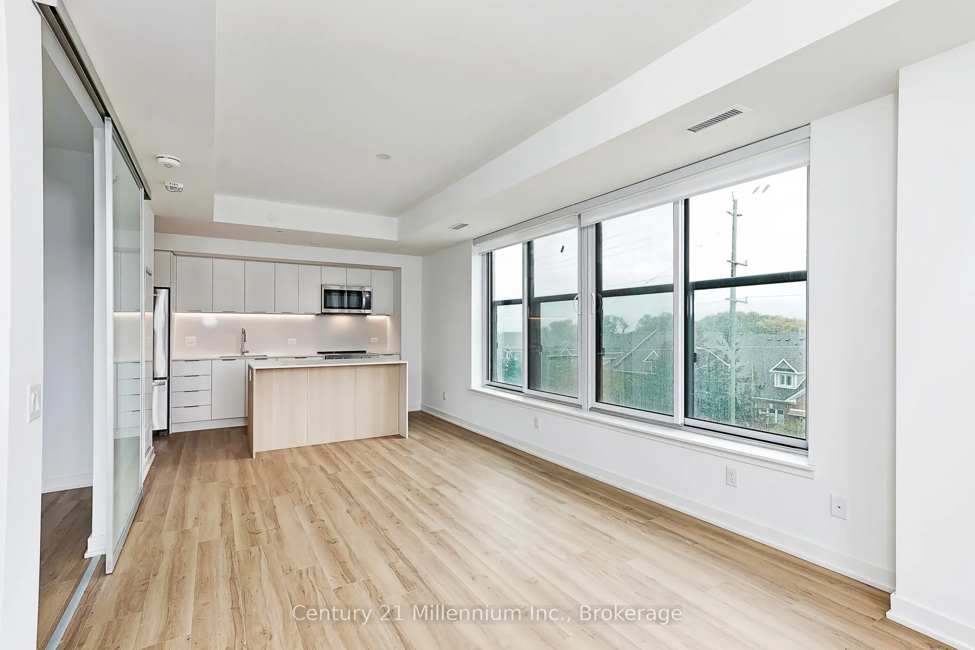31 Huron Street, #306