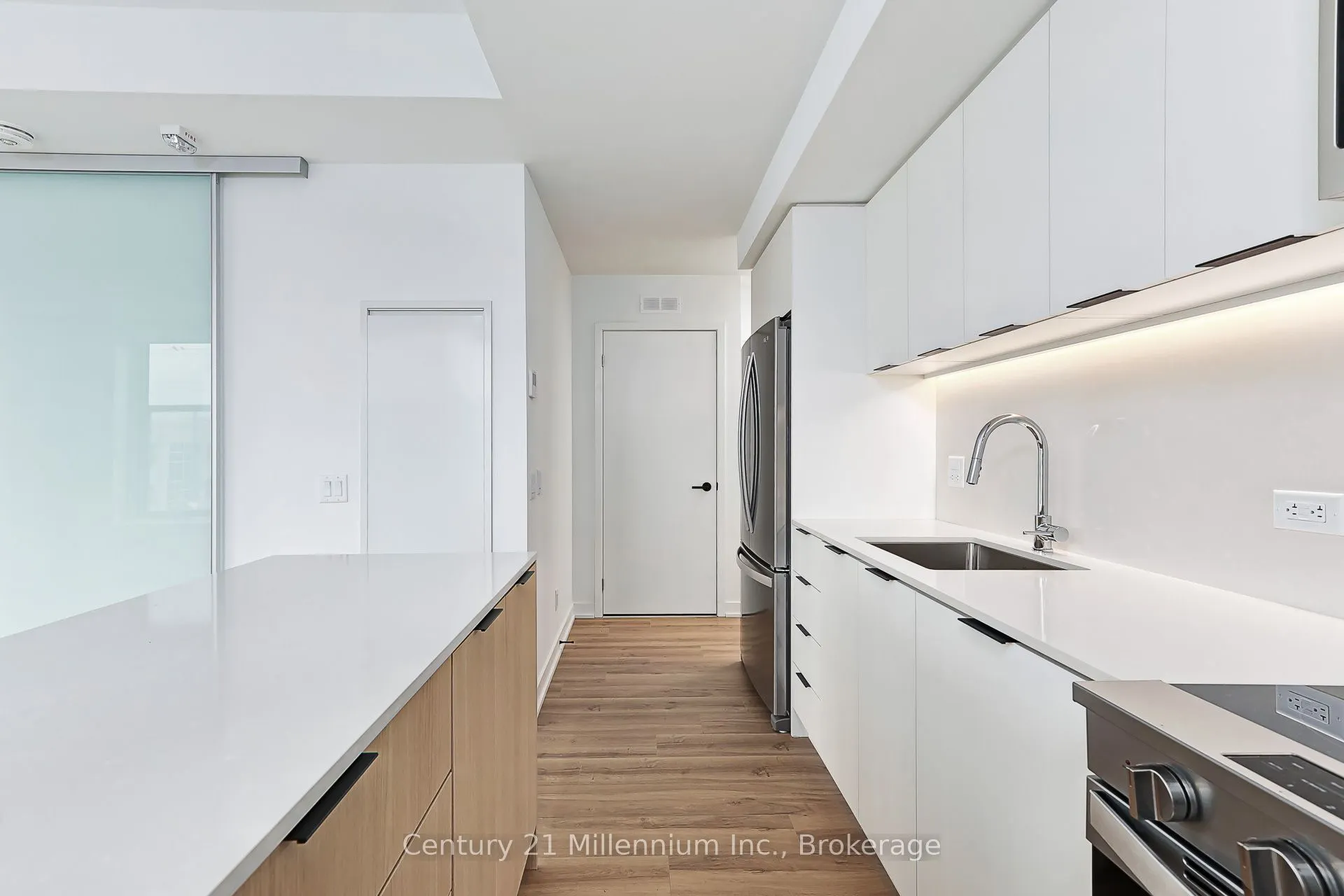 31 Huron Street, #306