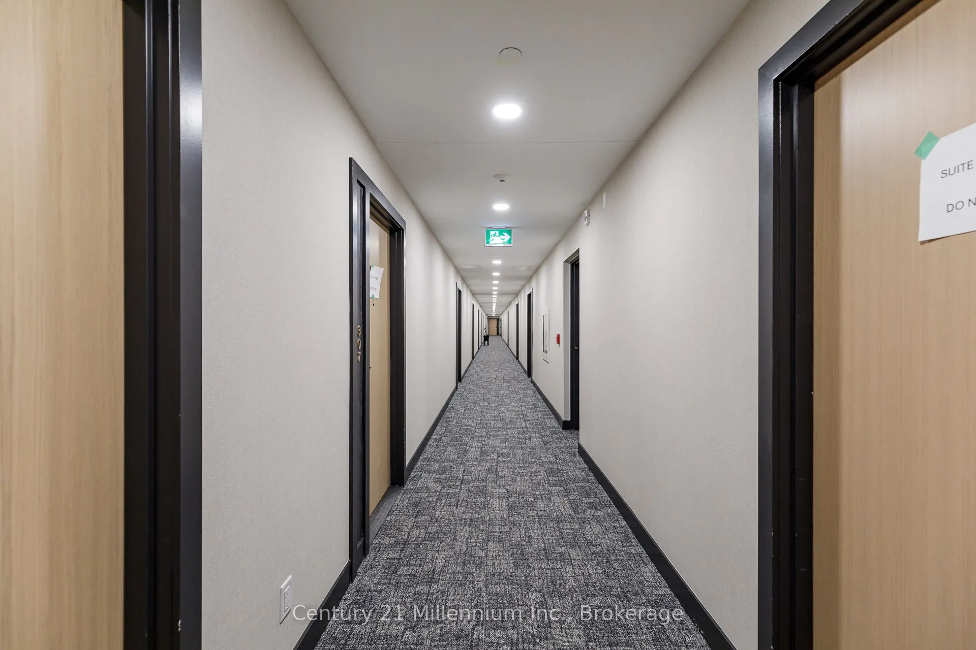 31 Huron Street, #306