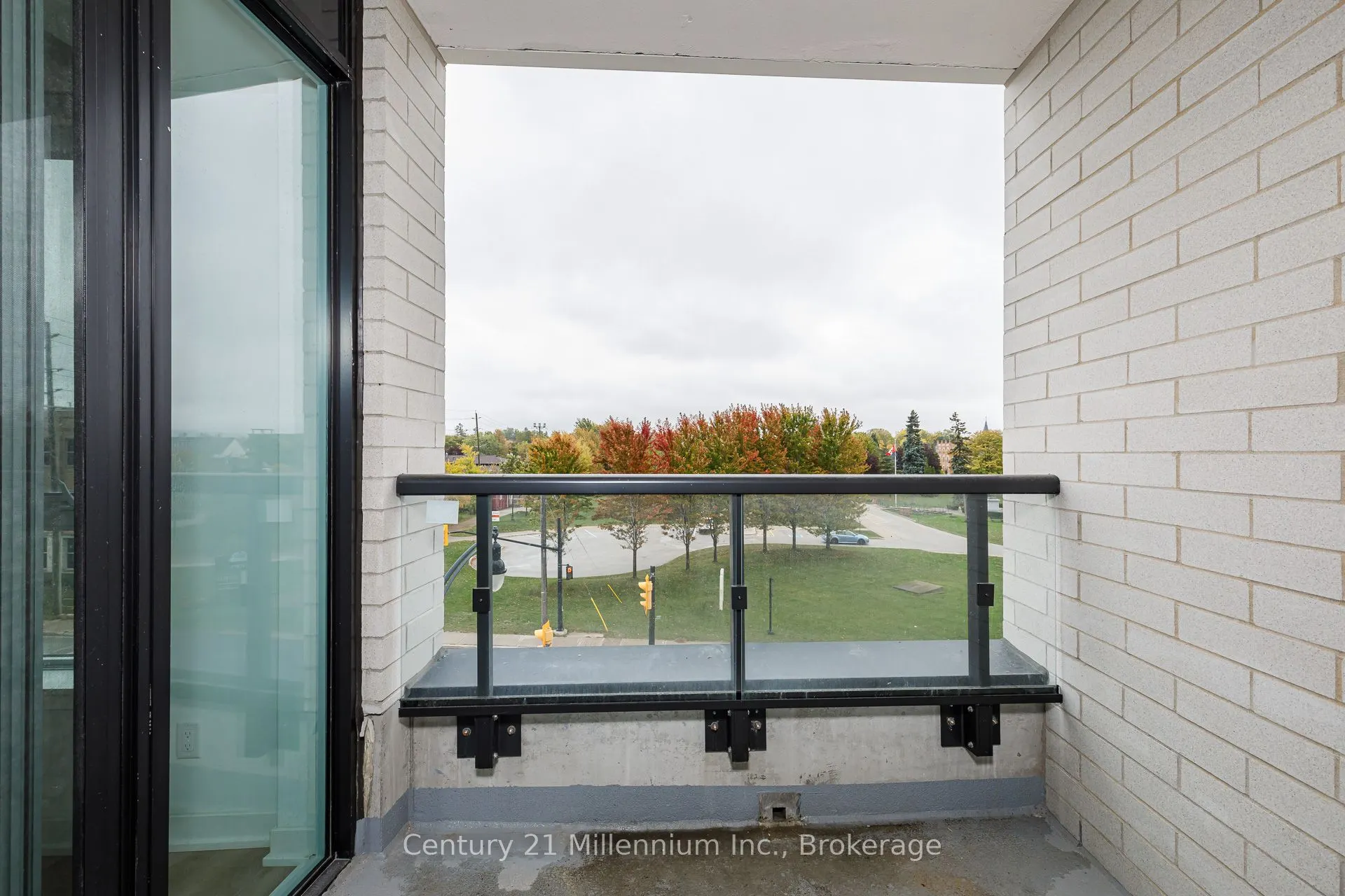 31 Huron Street, #306