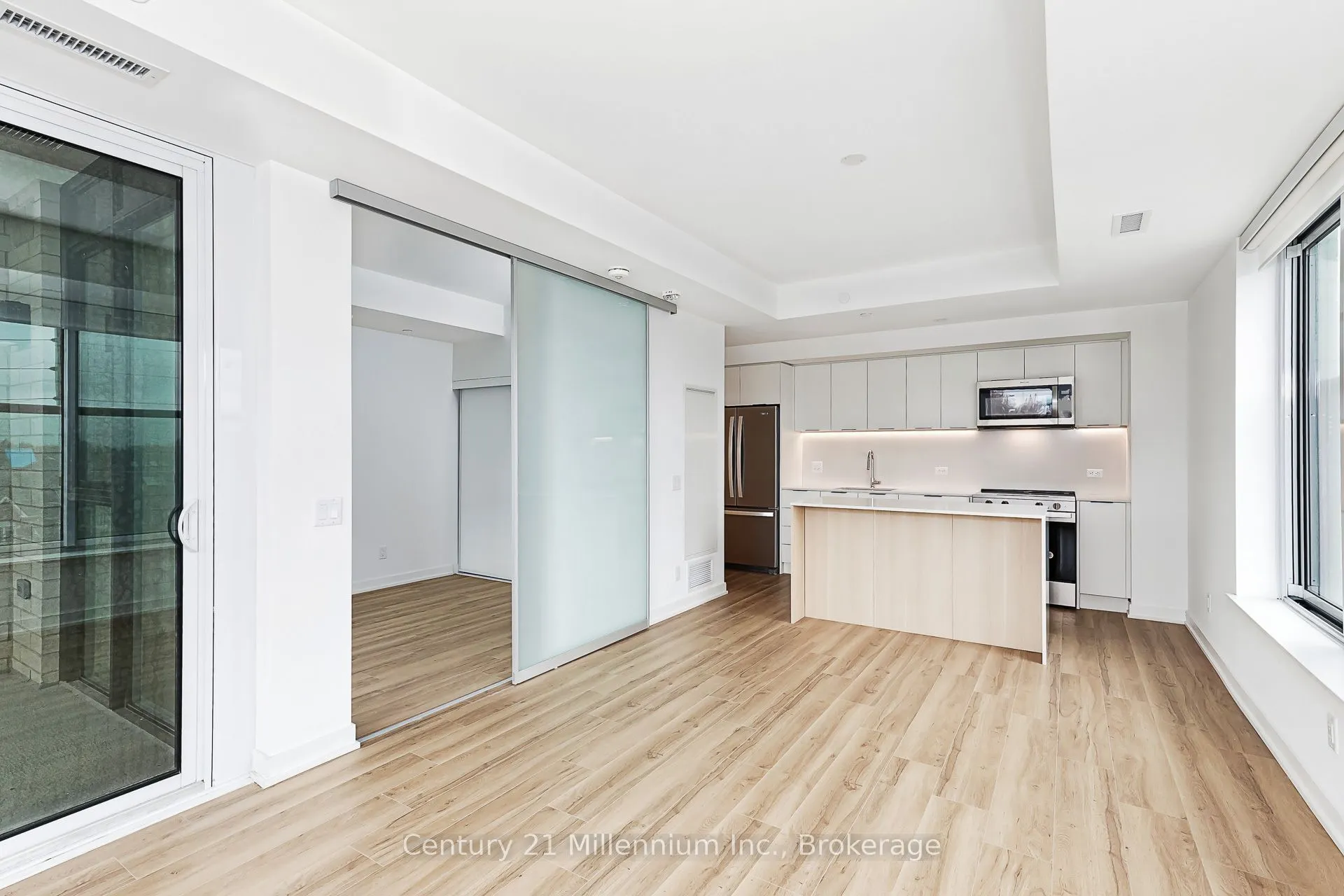31 Huron Street, #306