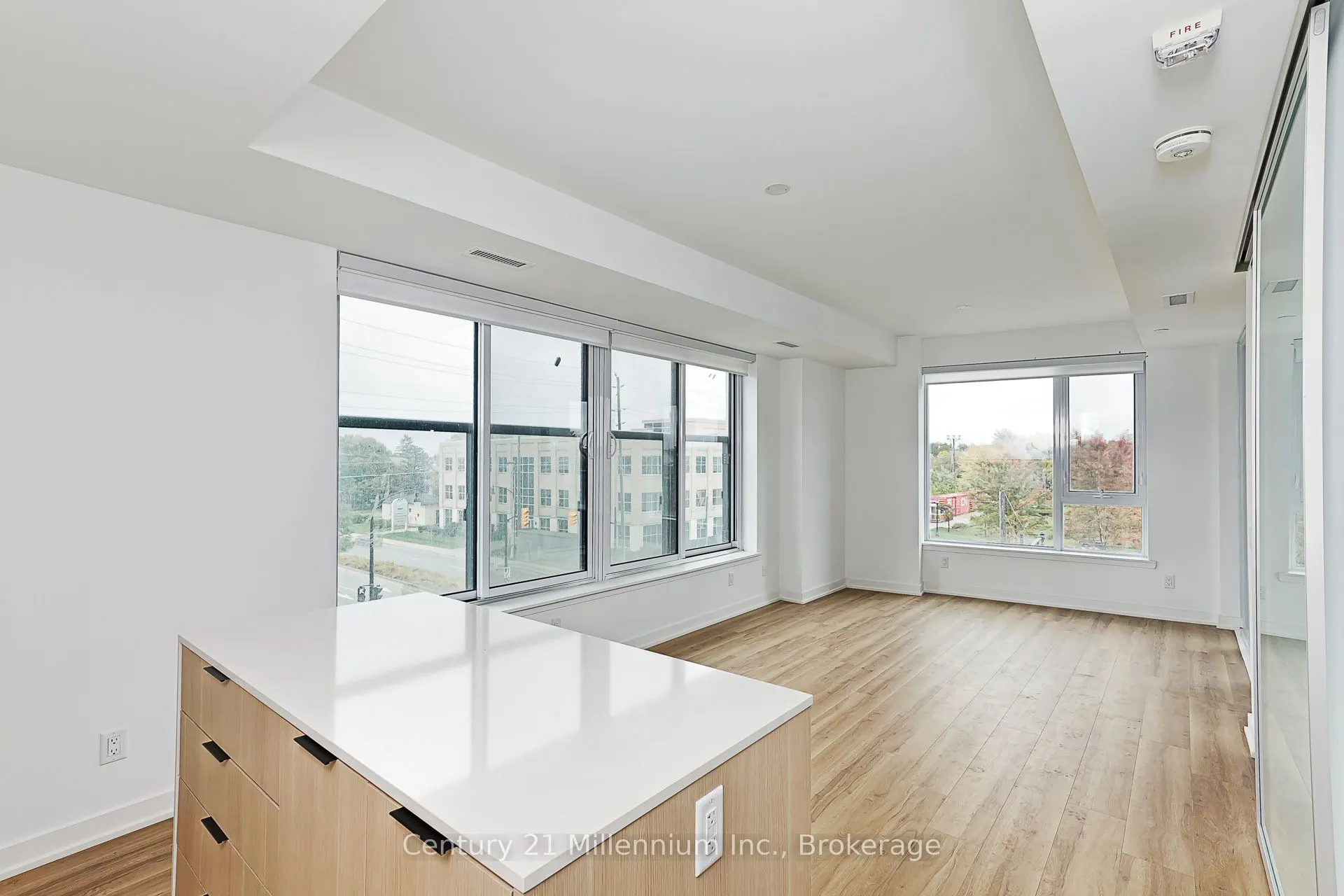31 Huron Street, #306