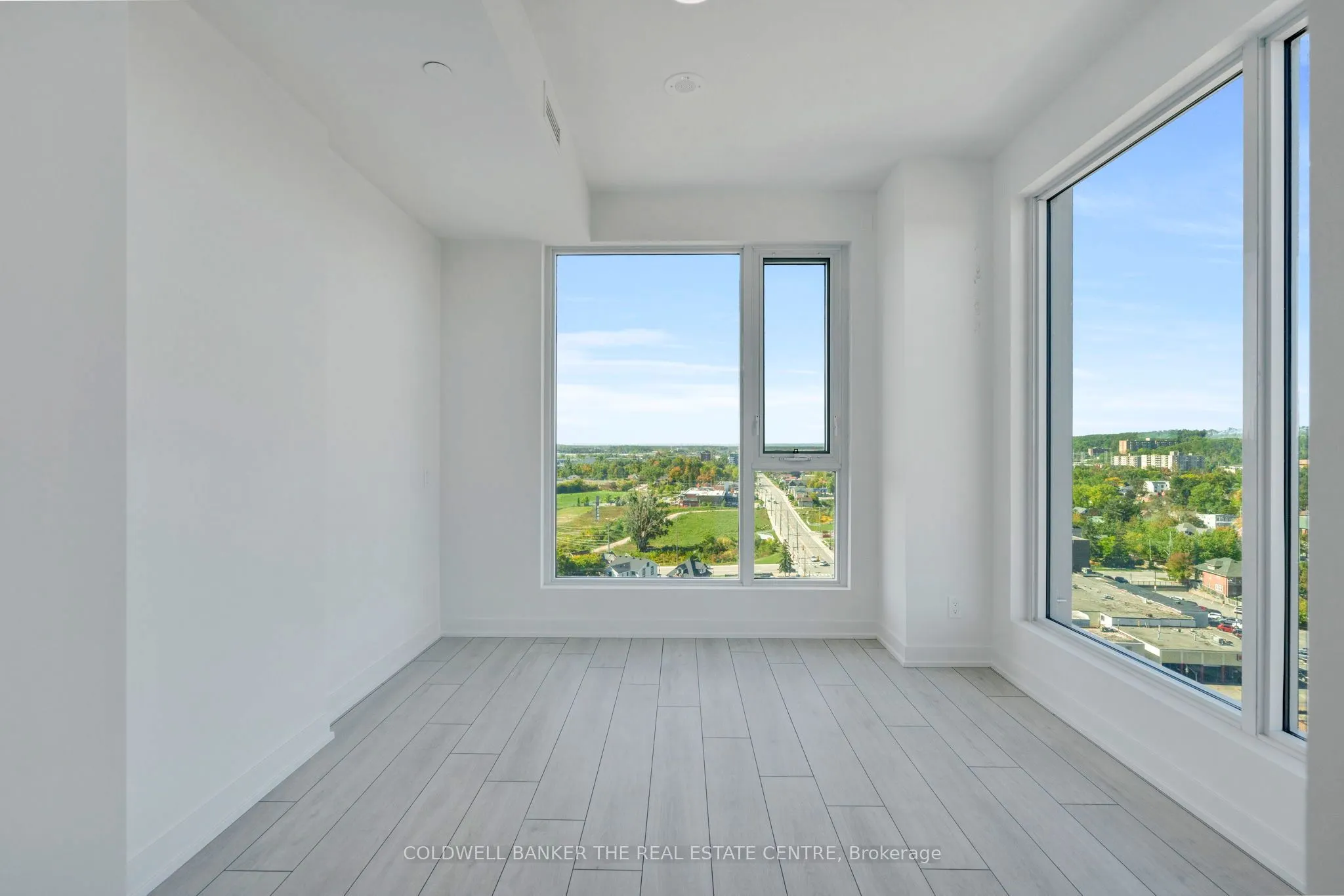 55 Dunlop Street W, #1302