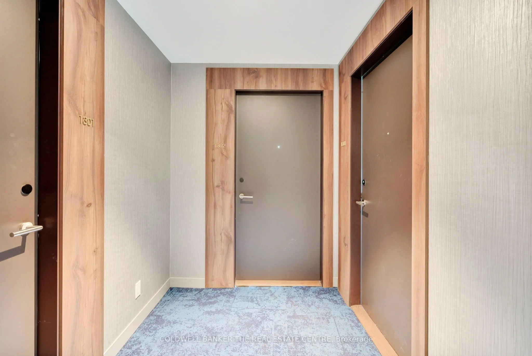 55 Dunlop Street W, #1302