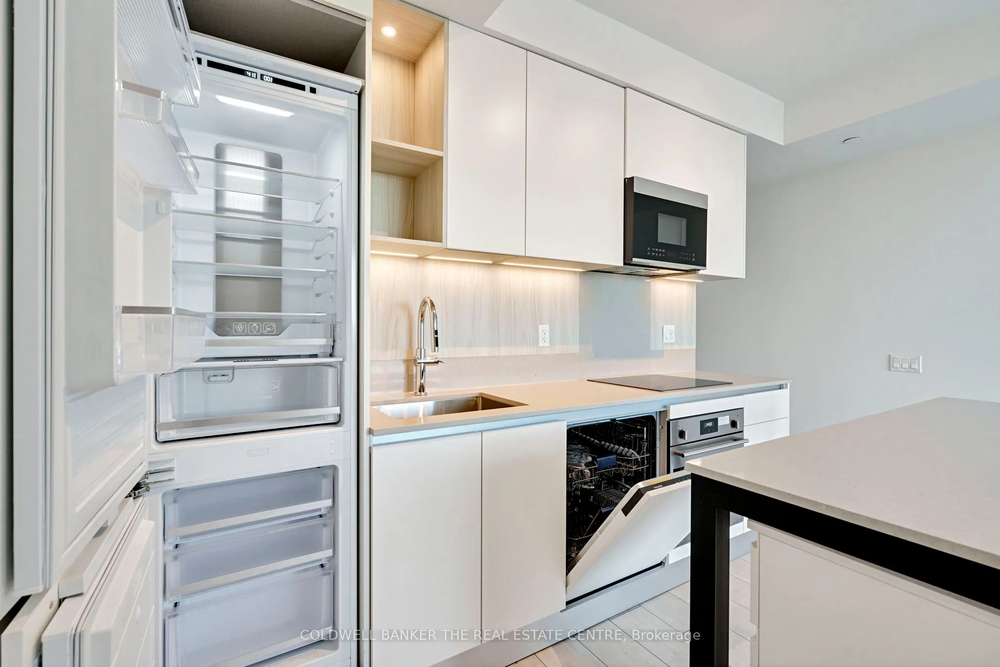 55 Dunlop Street W, #1302