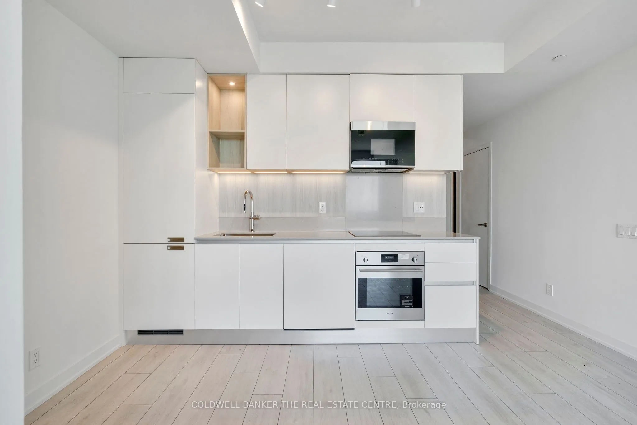 55 Dunlop Street W, #1302