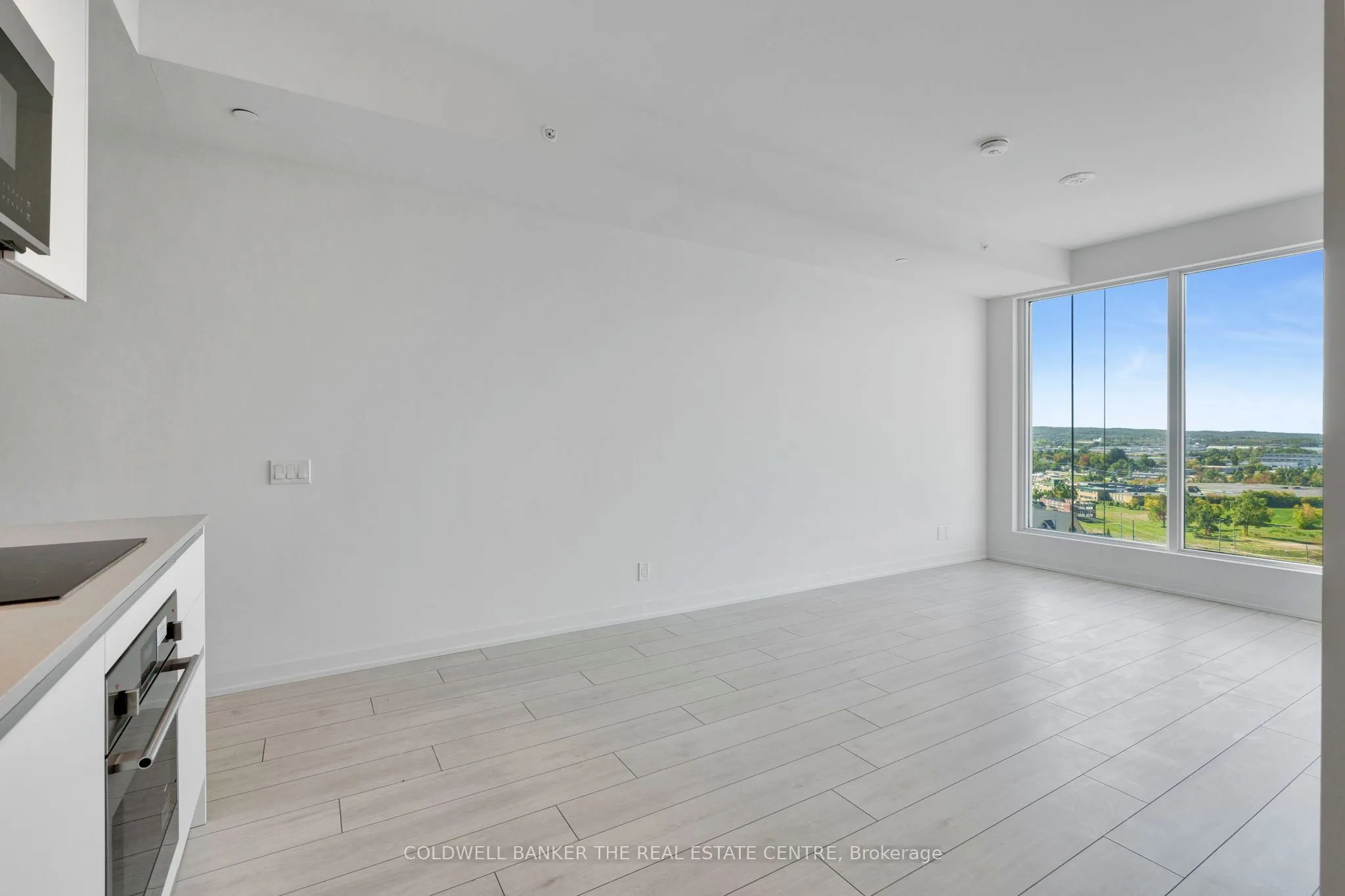 55 Dunlop Street W, #1302