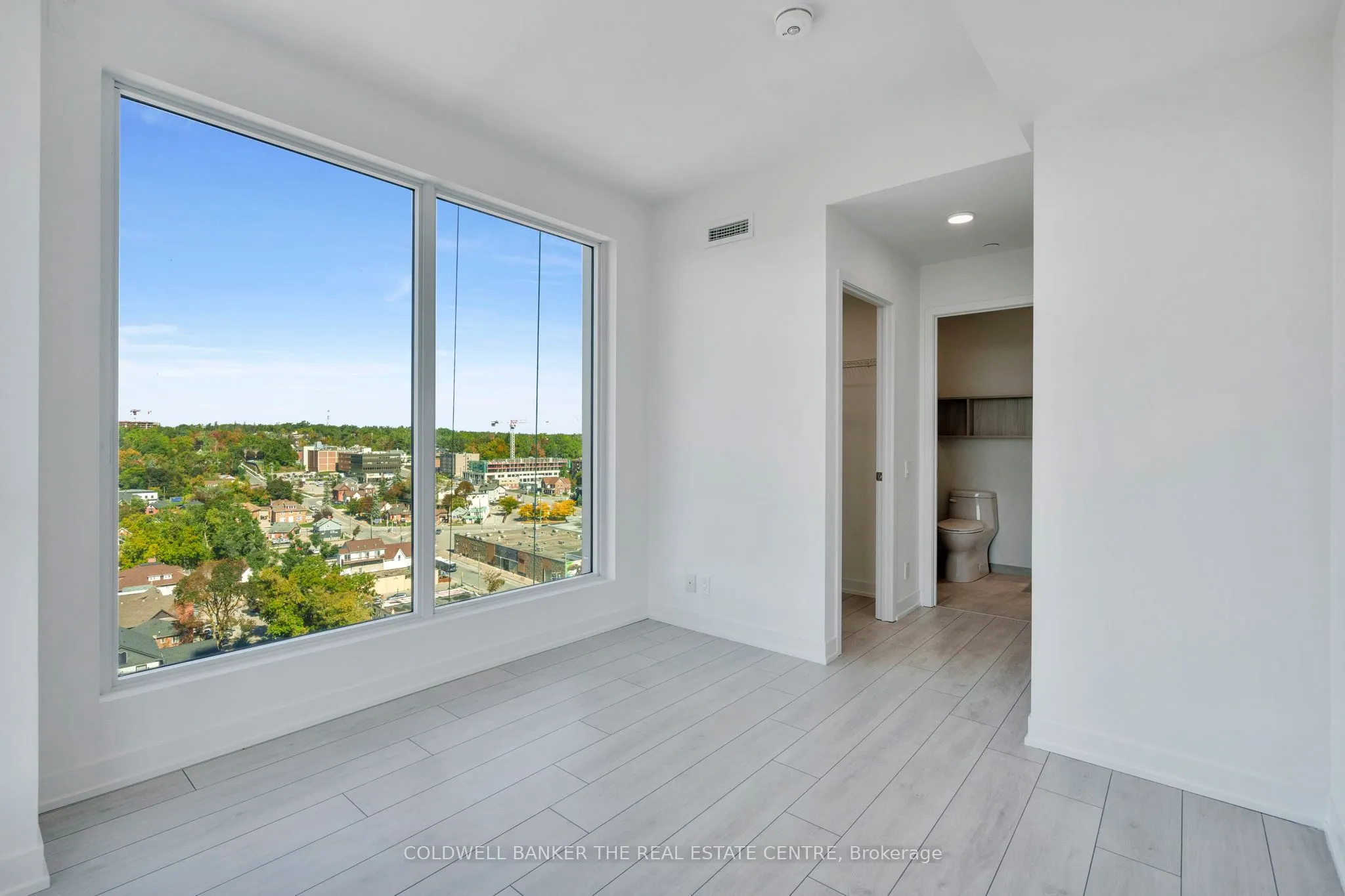 55 Dunlop Street W, #1302