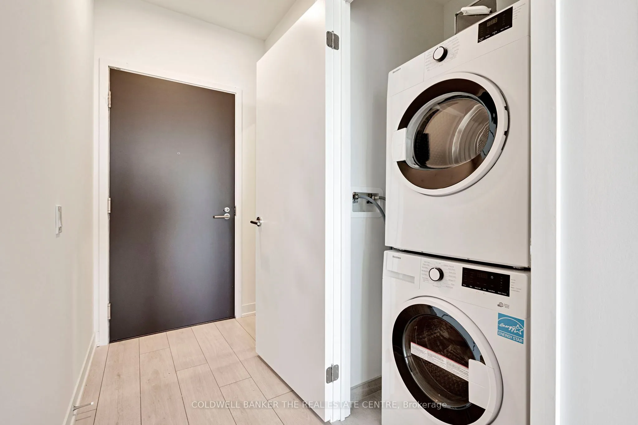 55 Dunlop Street W, #1302