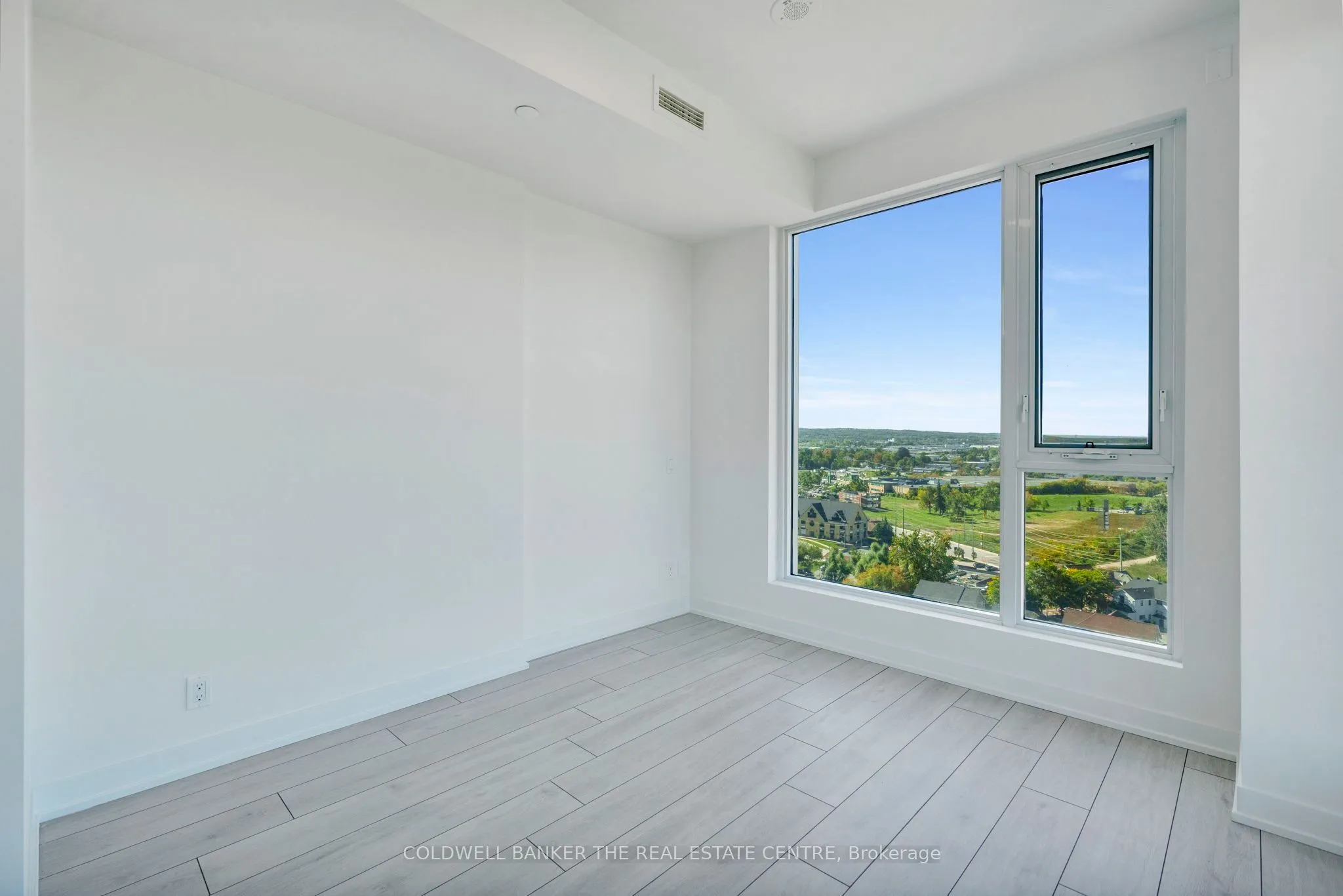 55 Dunlop Street W, #1302