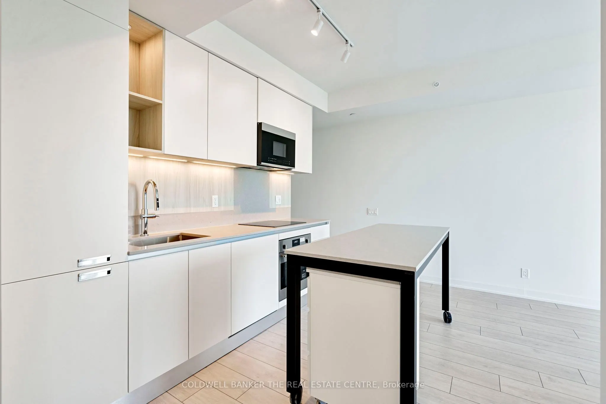 55 Dunlop Street W, #1302