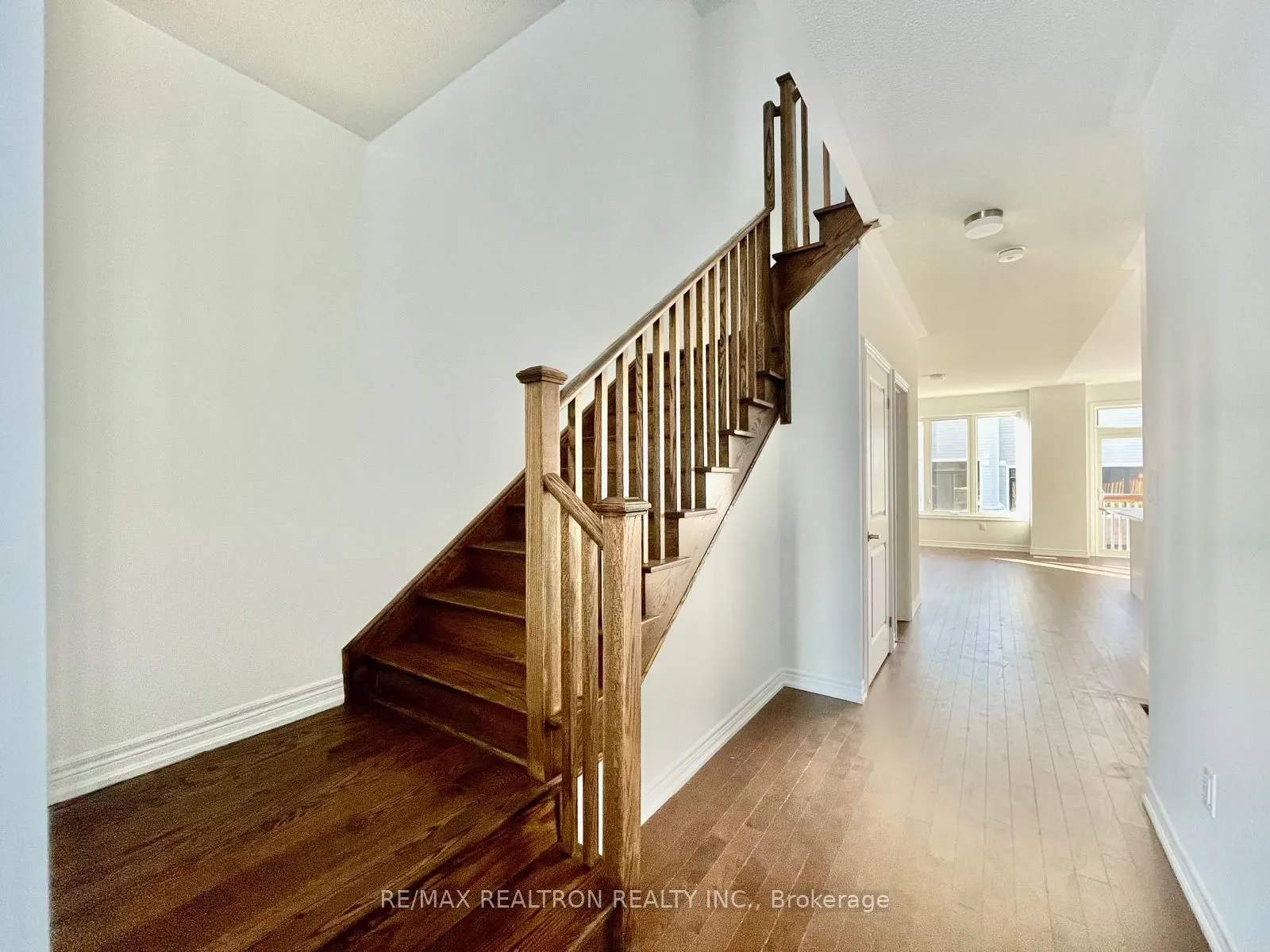 83 Milady Crescent