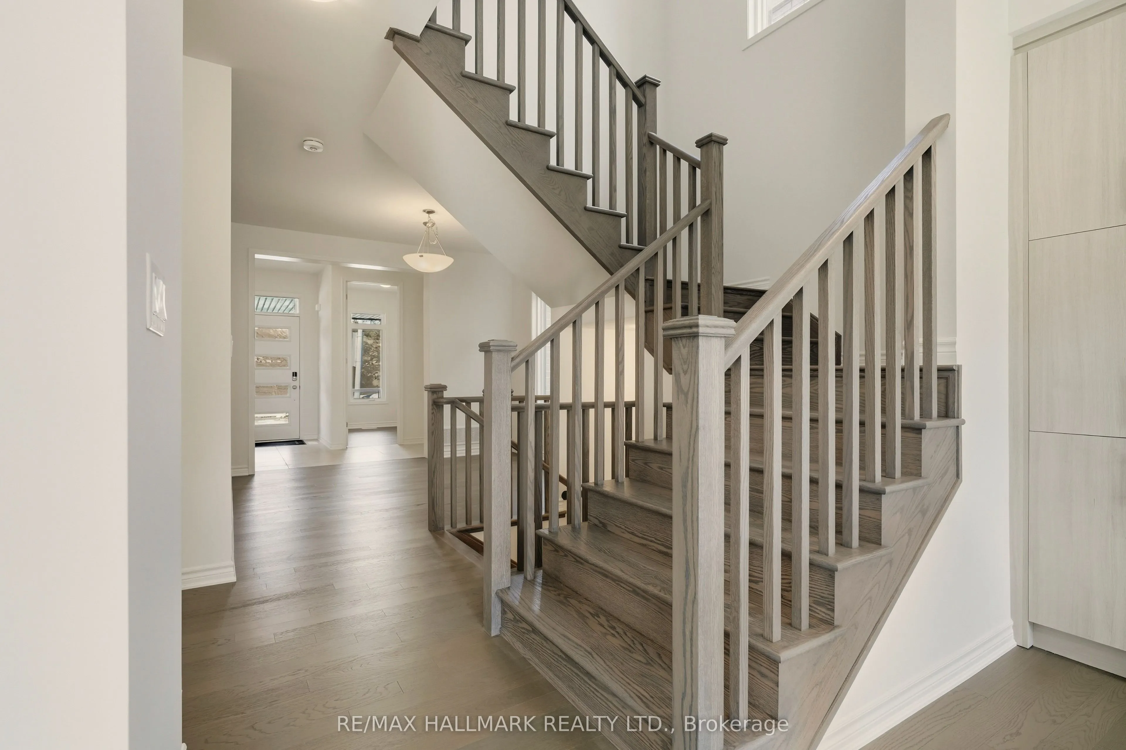 363 Reid Drive W