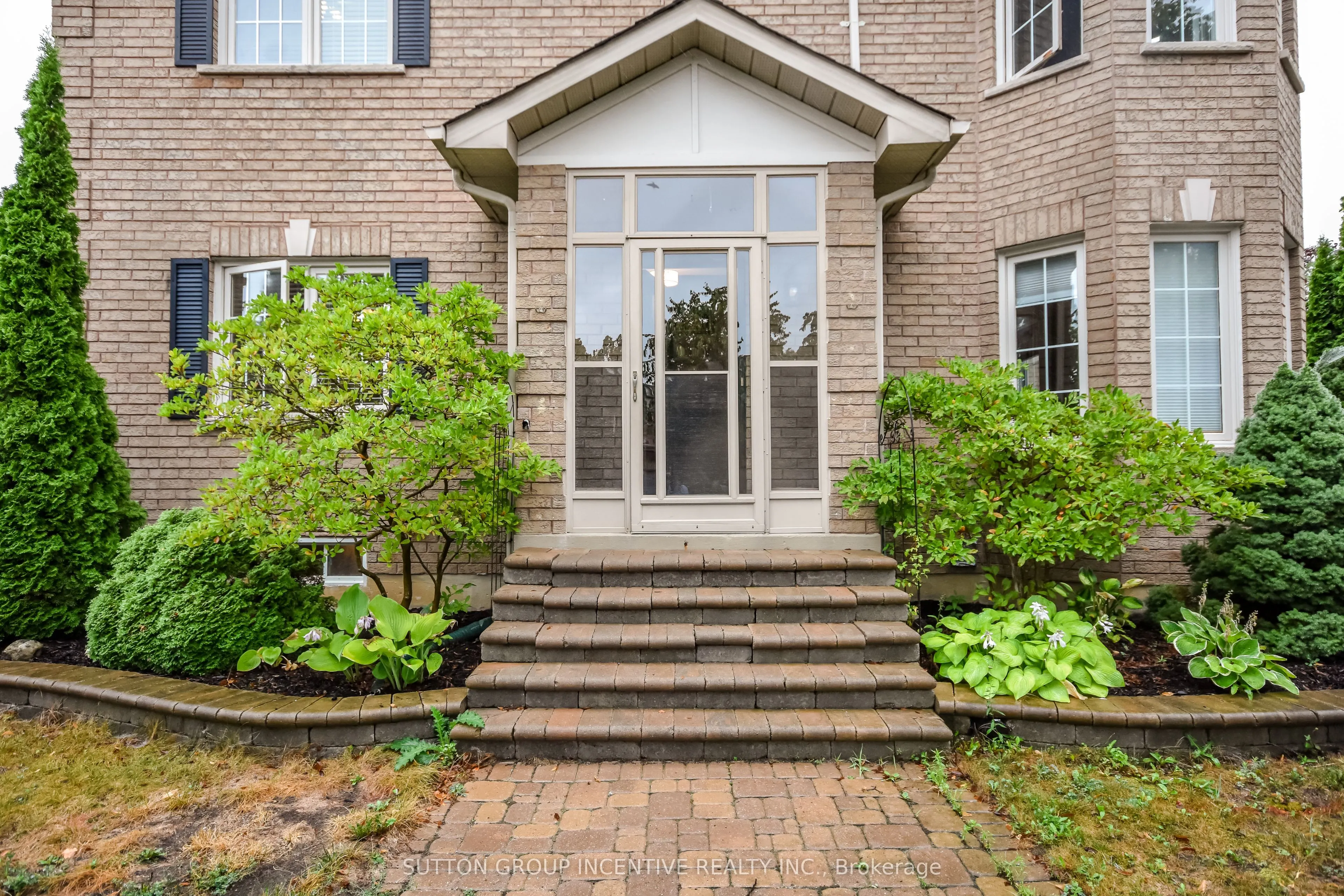 30 Bruce Crescent
