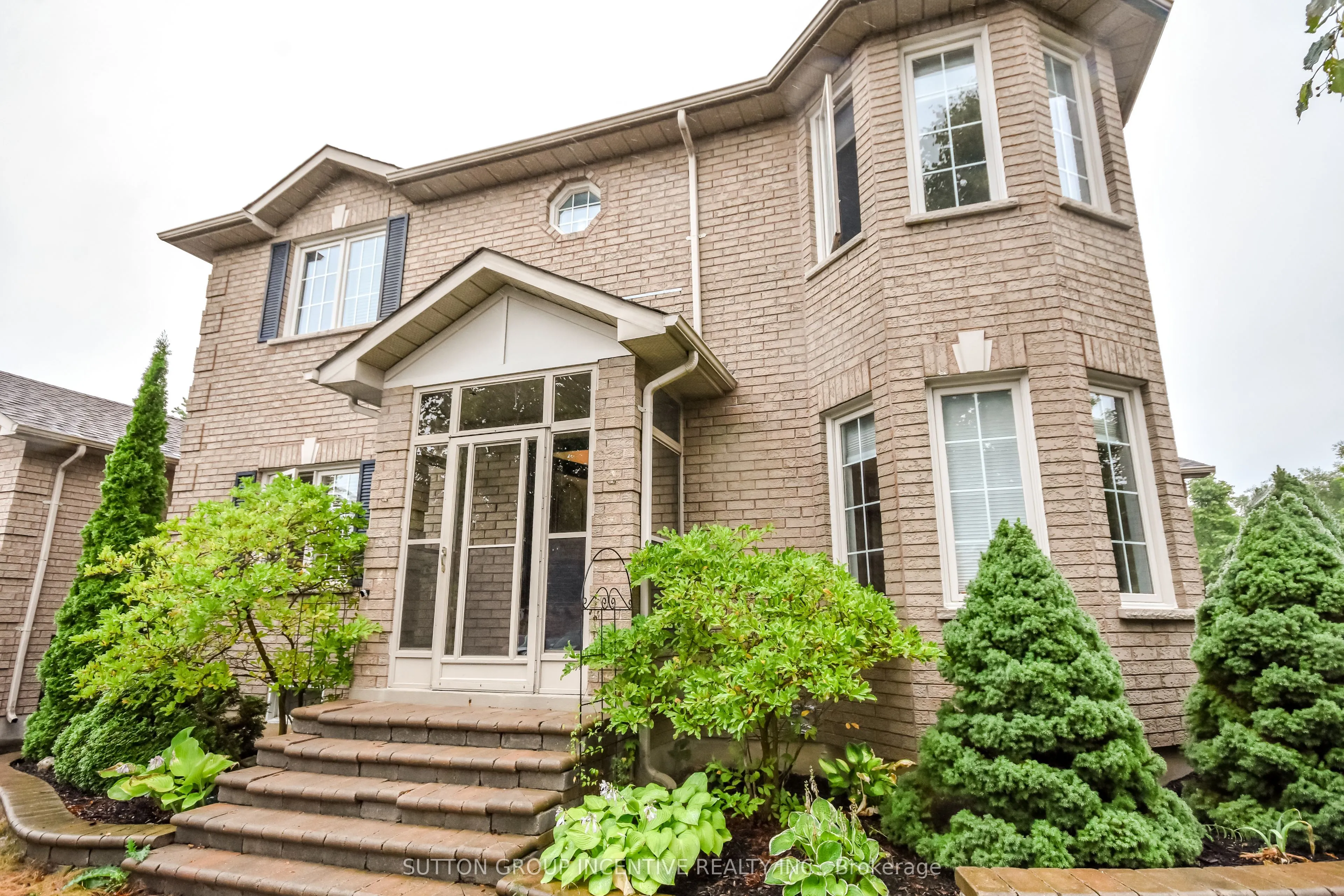 30 Bruce Crescent
