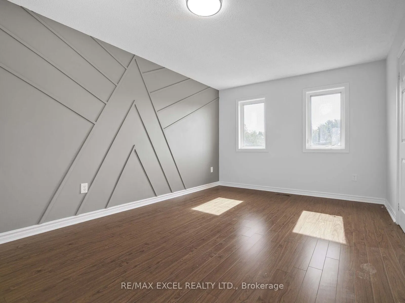 25 Golden Meadow Road