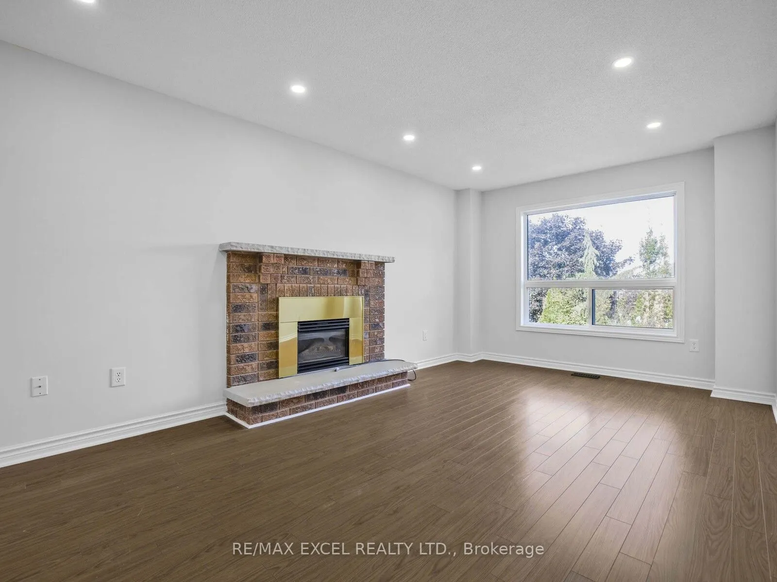 25 Golden Meadow Road
