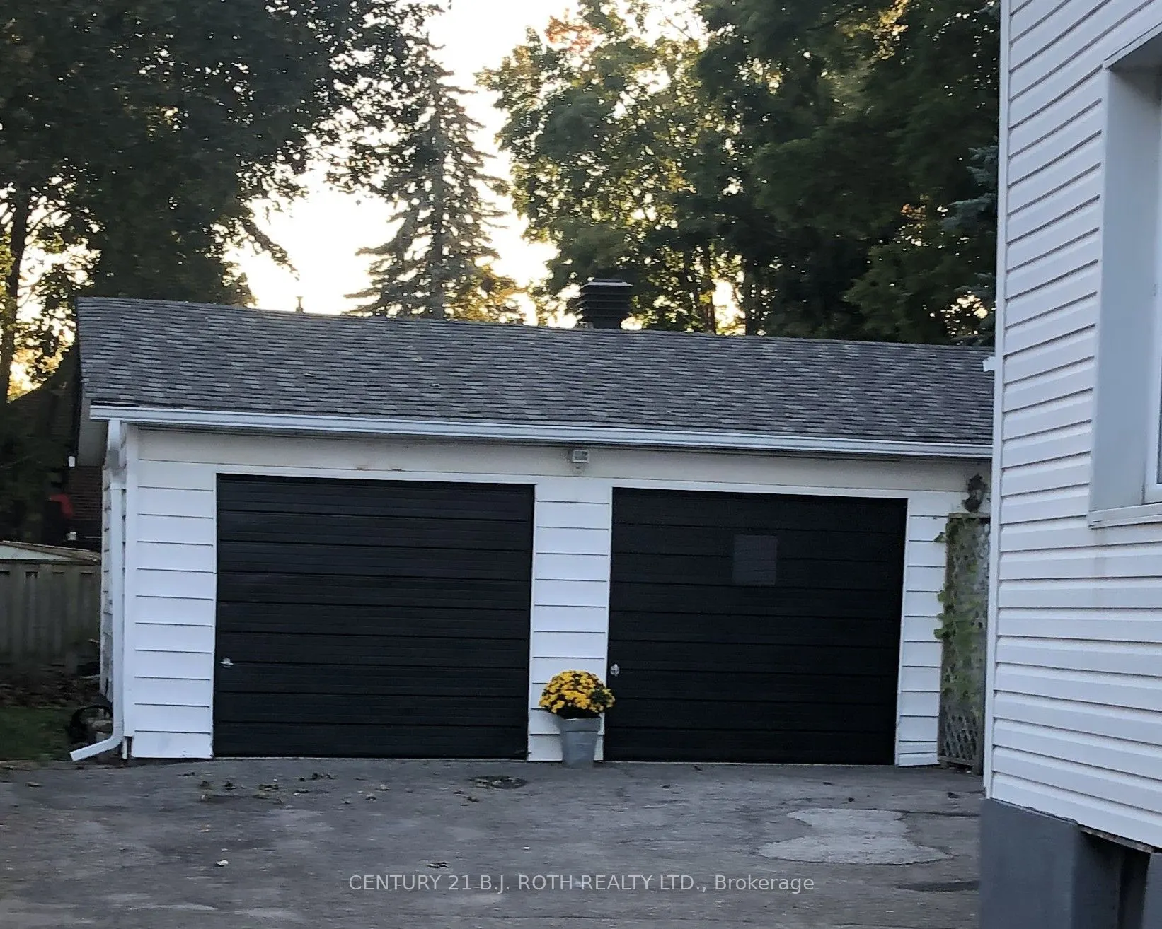 80 Parkside Drive
