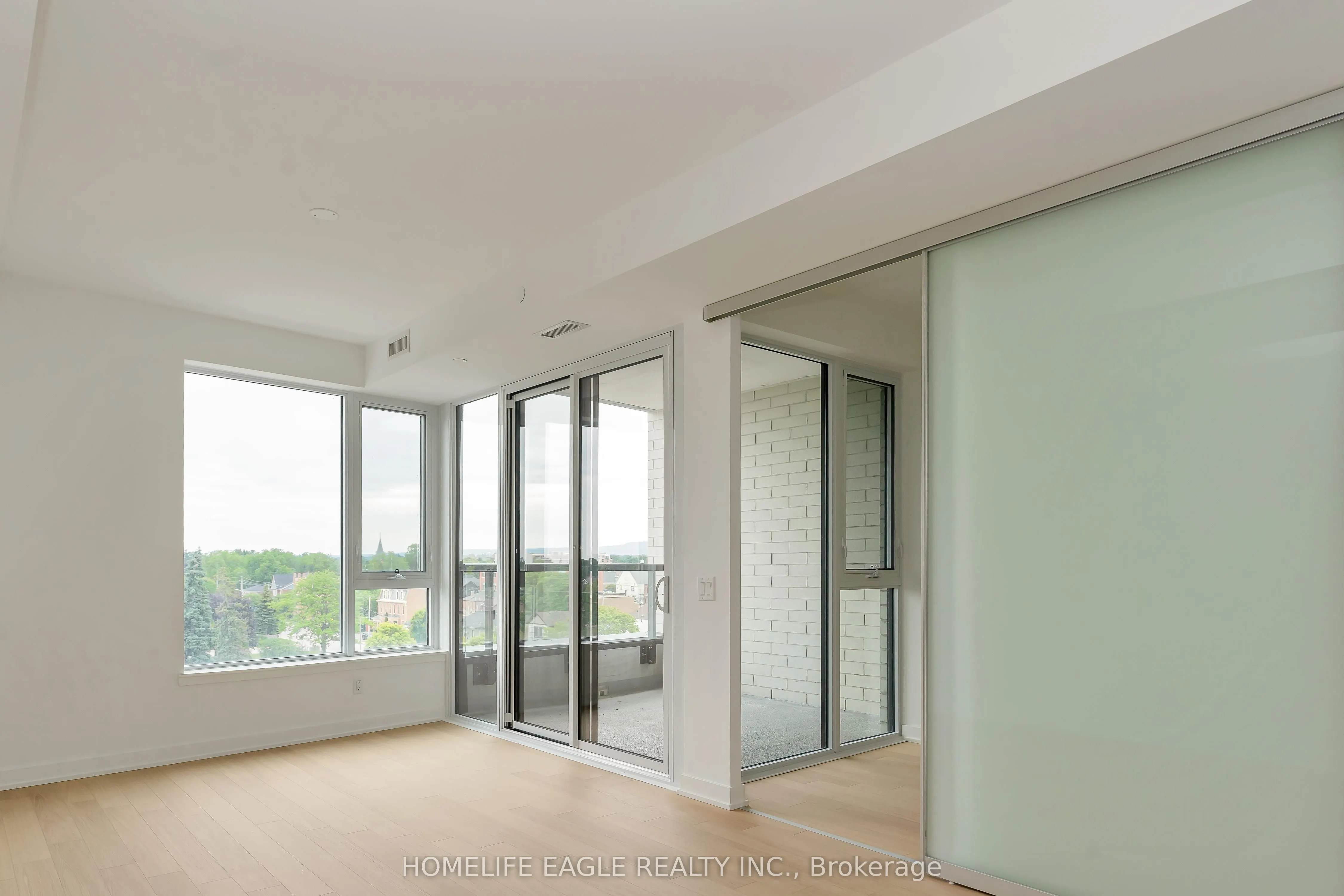 31 Huron Street, #513