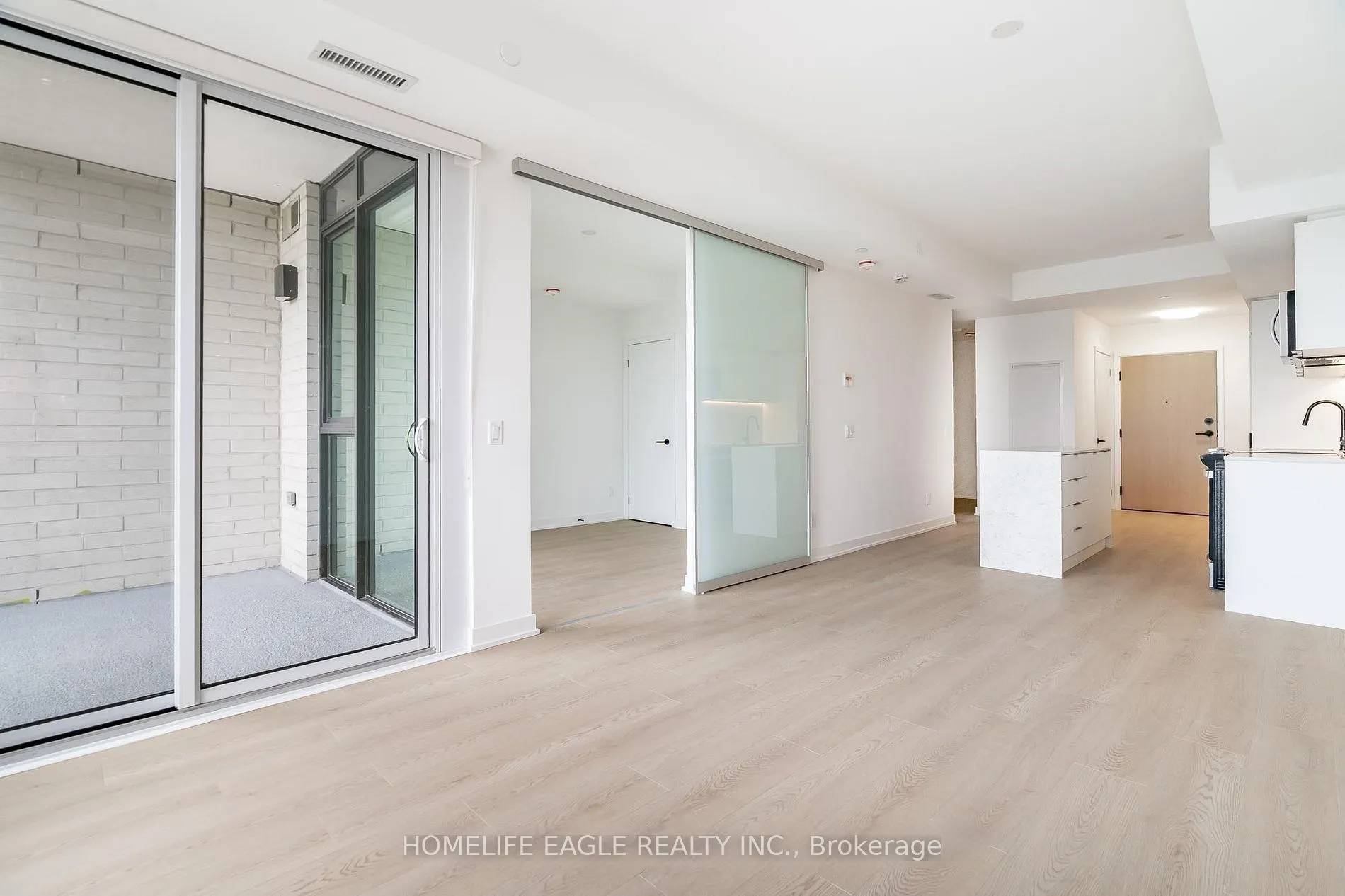 31 Huron Street, #513