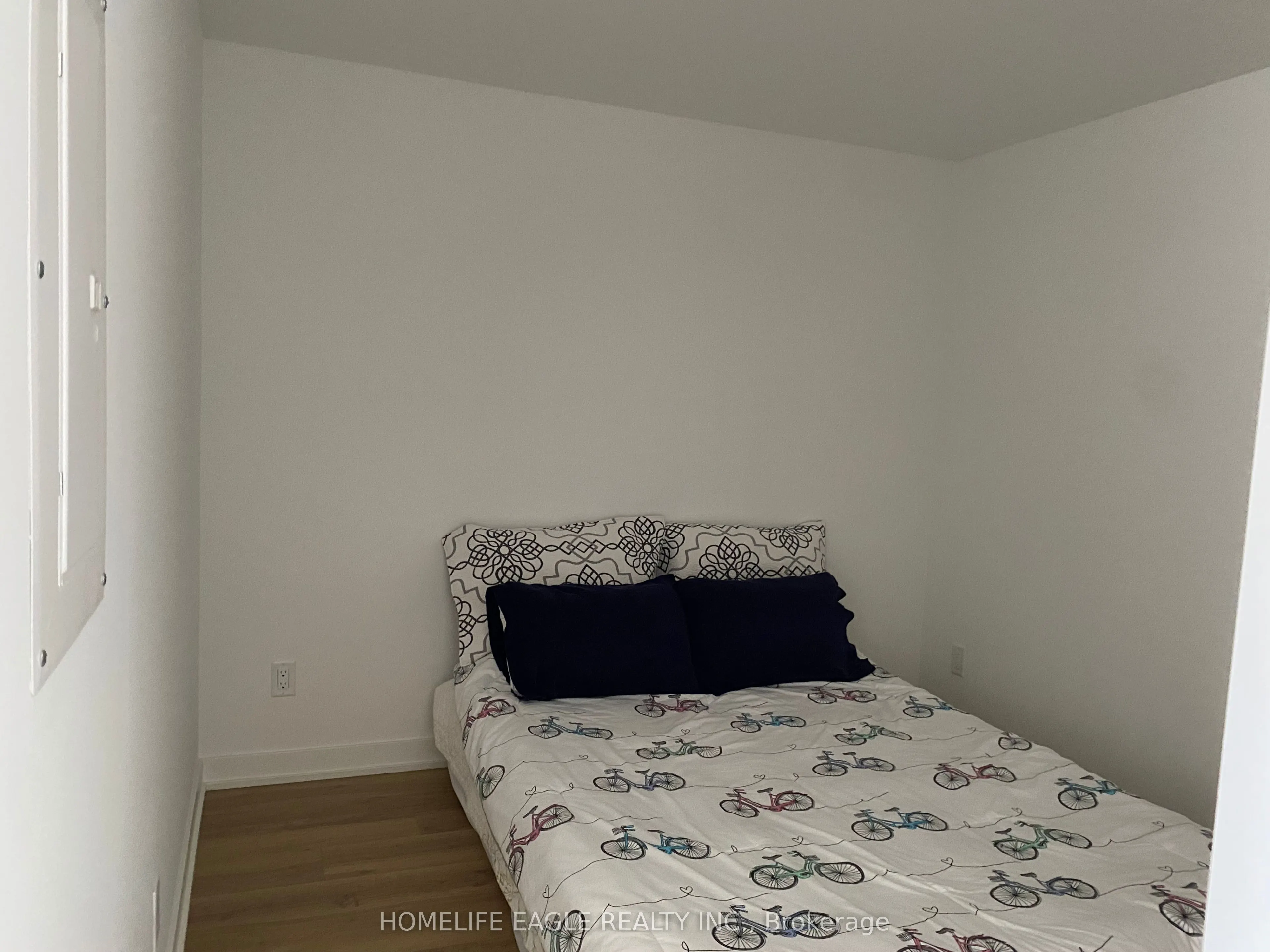 31 Huron Street, #513