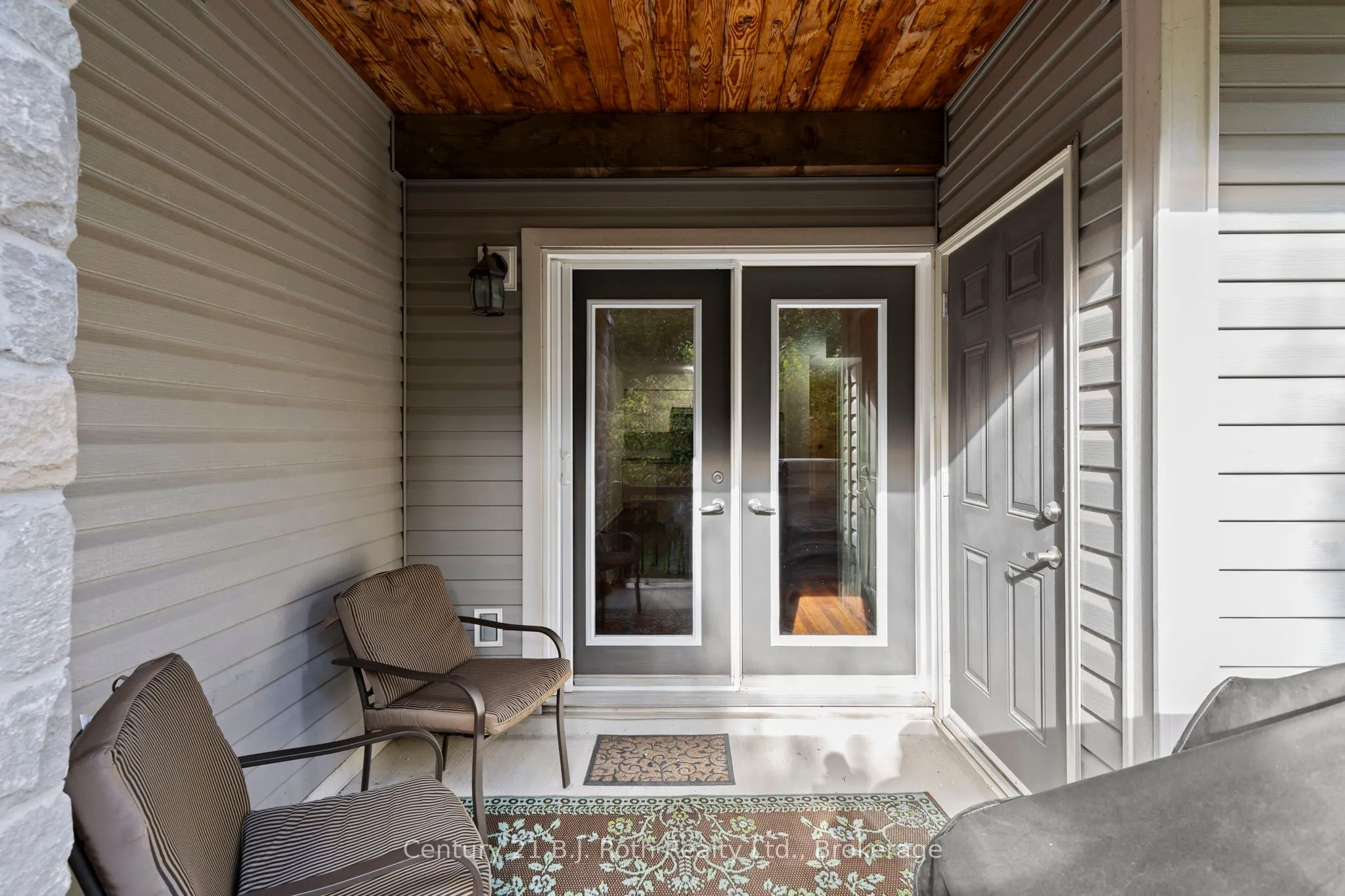 4 Brandy Lane Drive, #104
