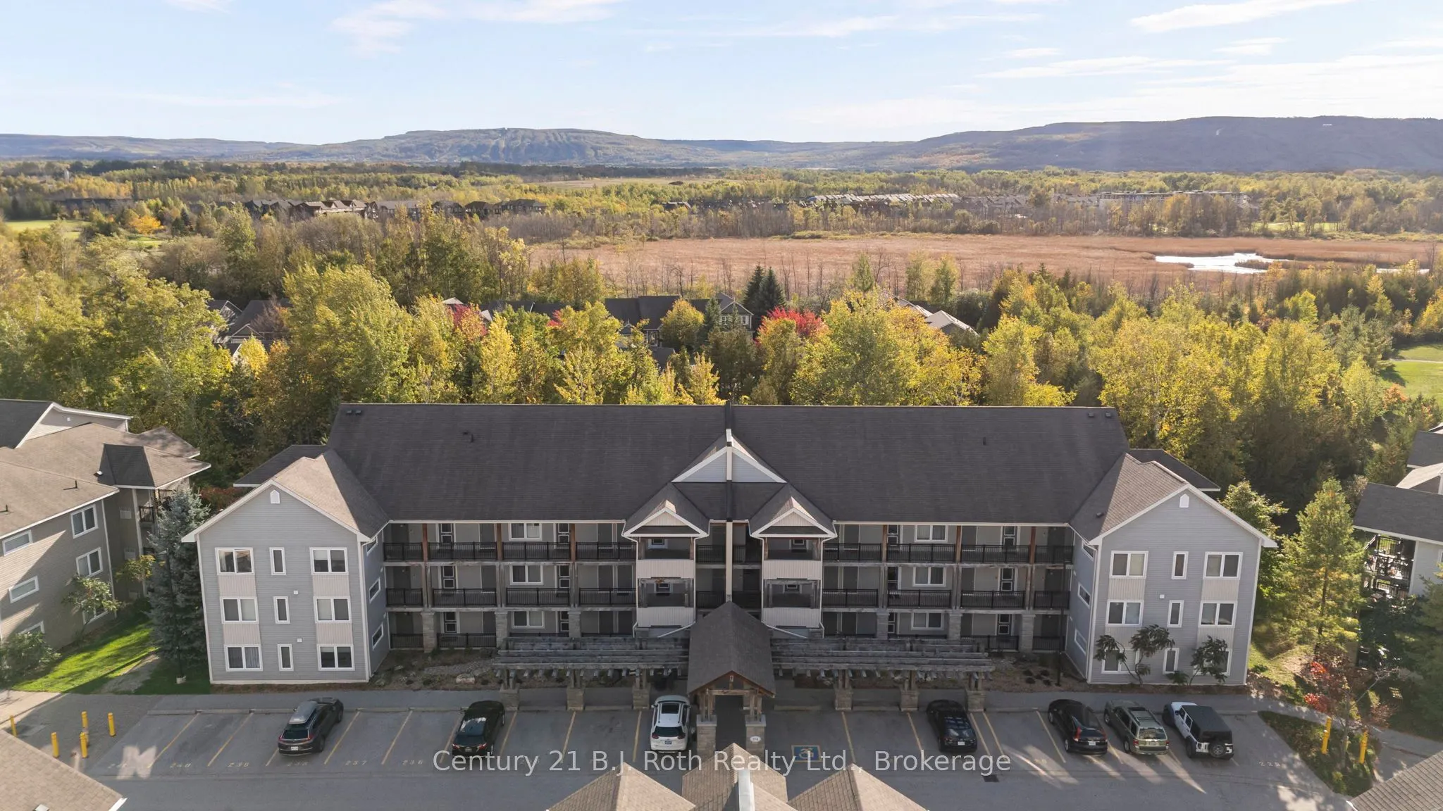 4 Brandy Lane Drive, #104