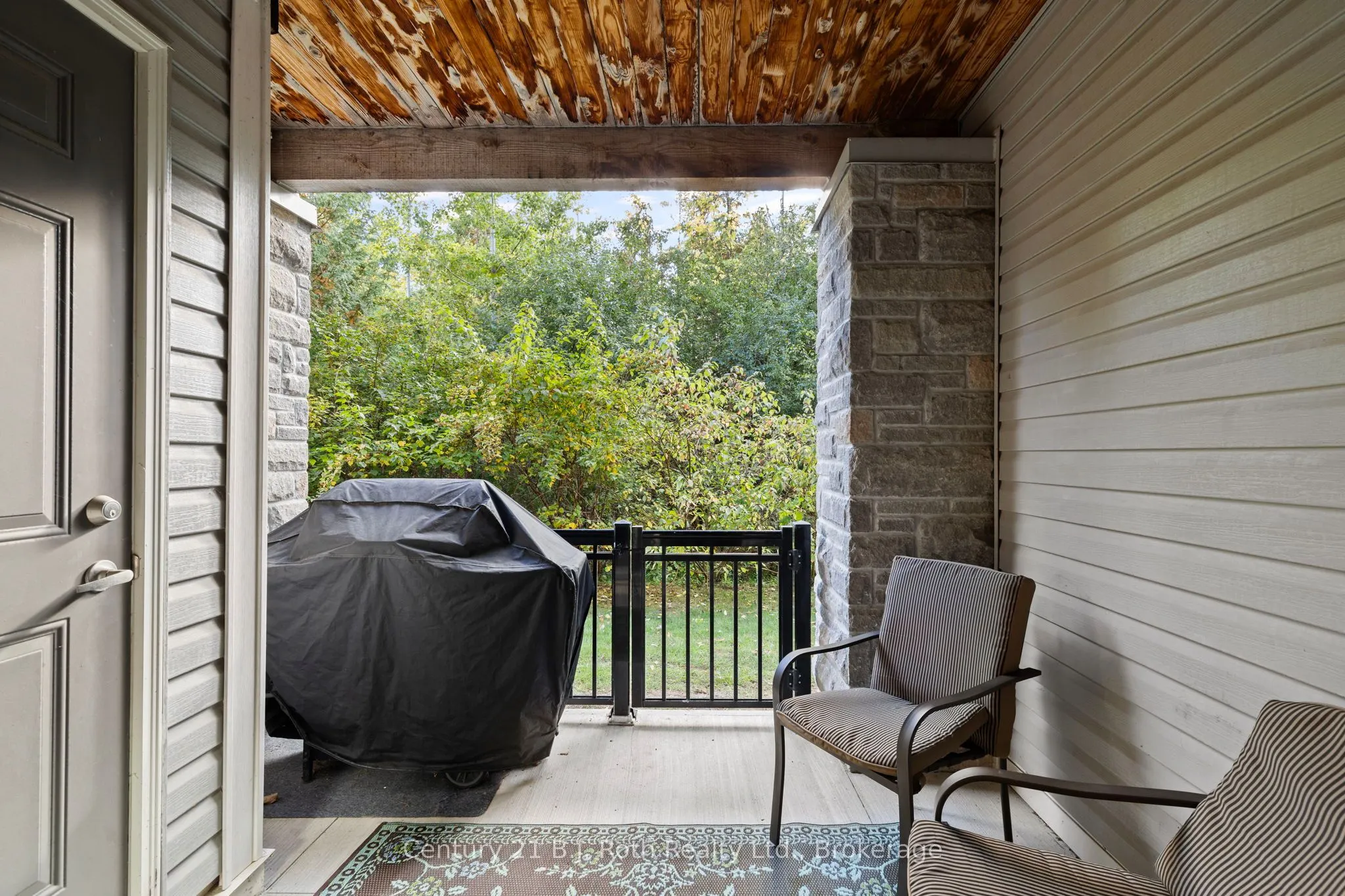 4 Brandy Lane Drive, #104