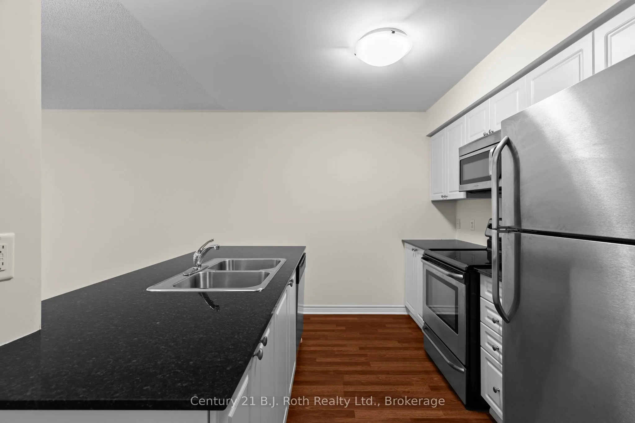 4 Brandy Lane Drive, #104