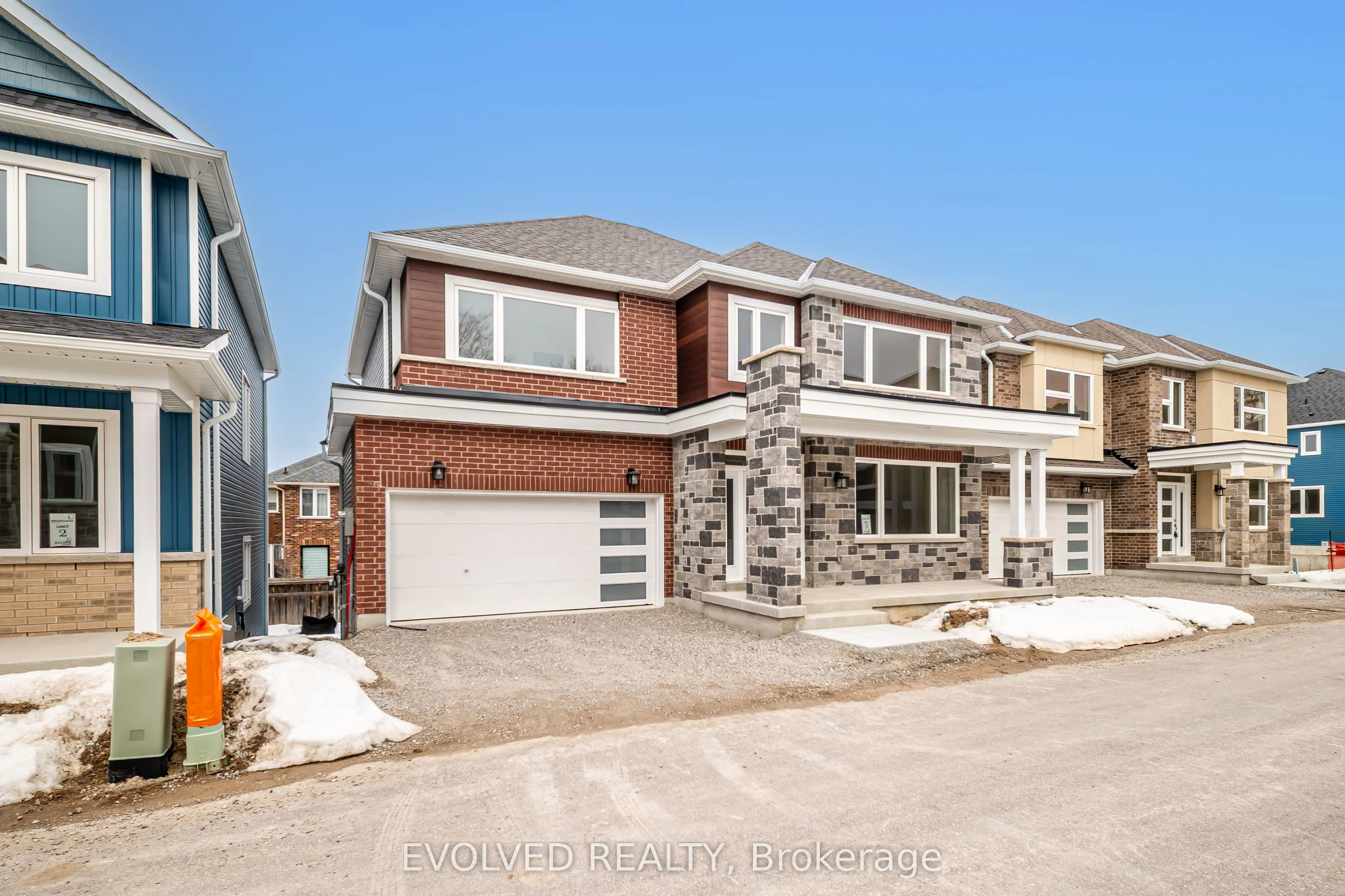 6 Hampton Lane, #0