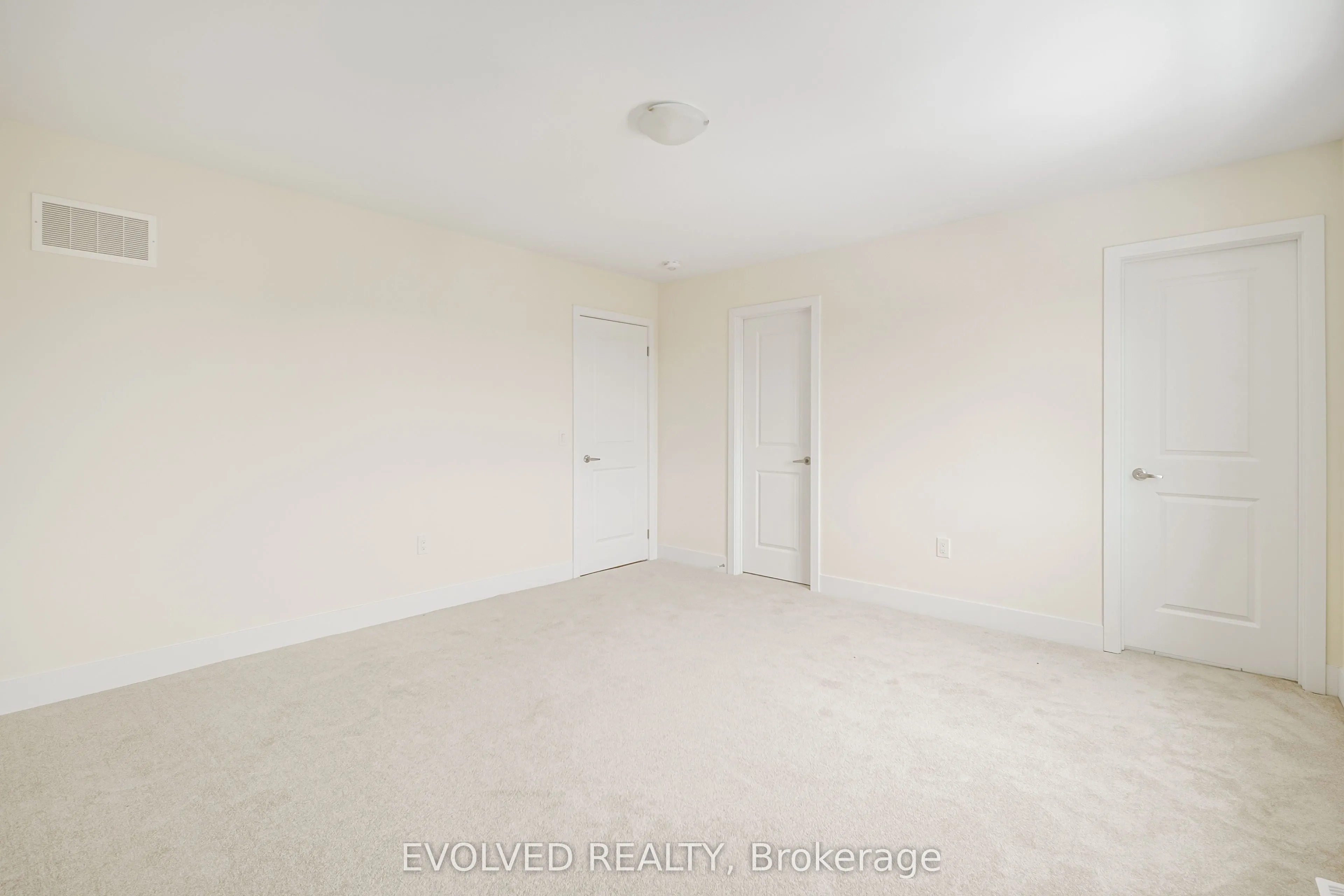 6 Hampton Lane, #0