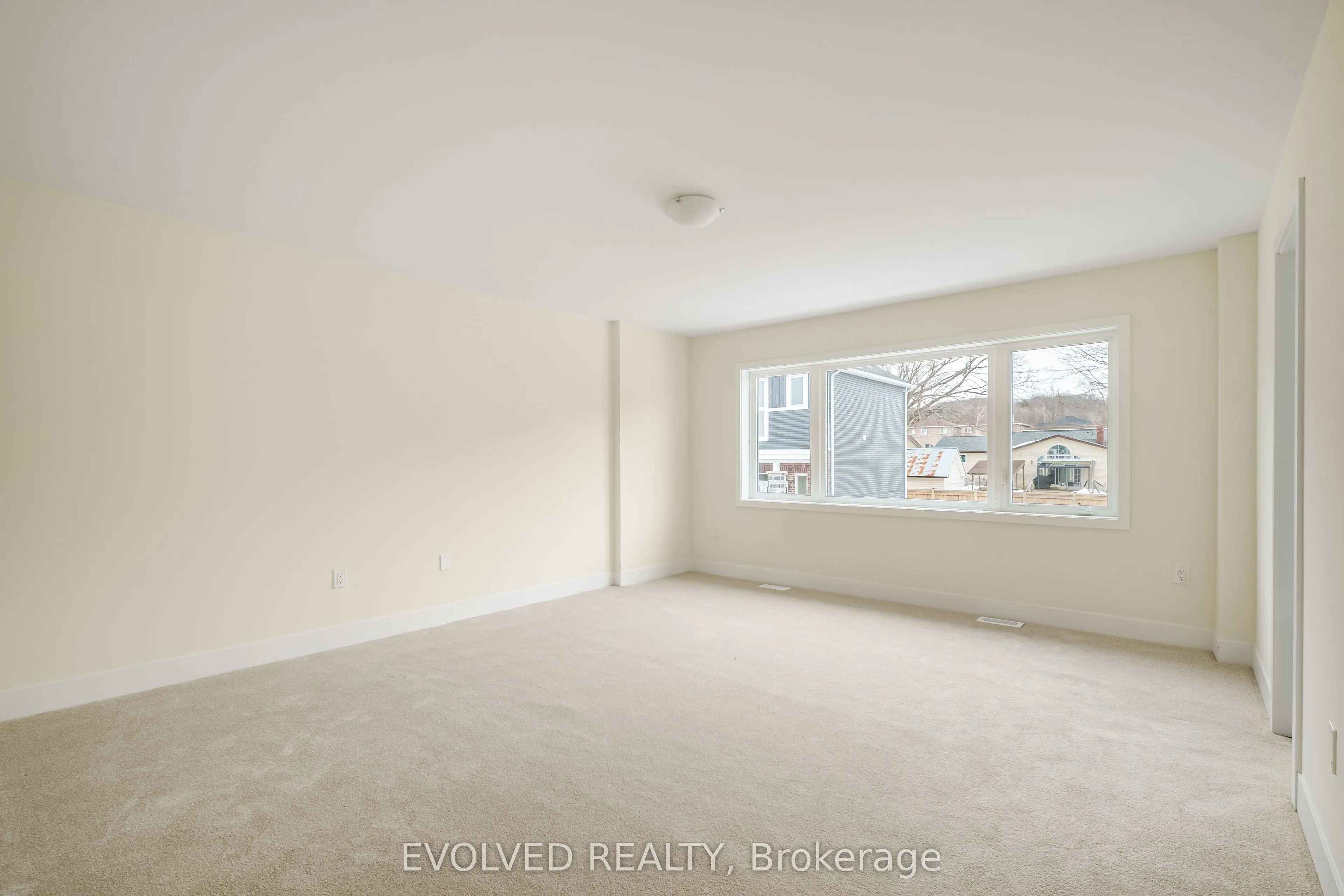 6 Hampton Lane, #0