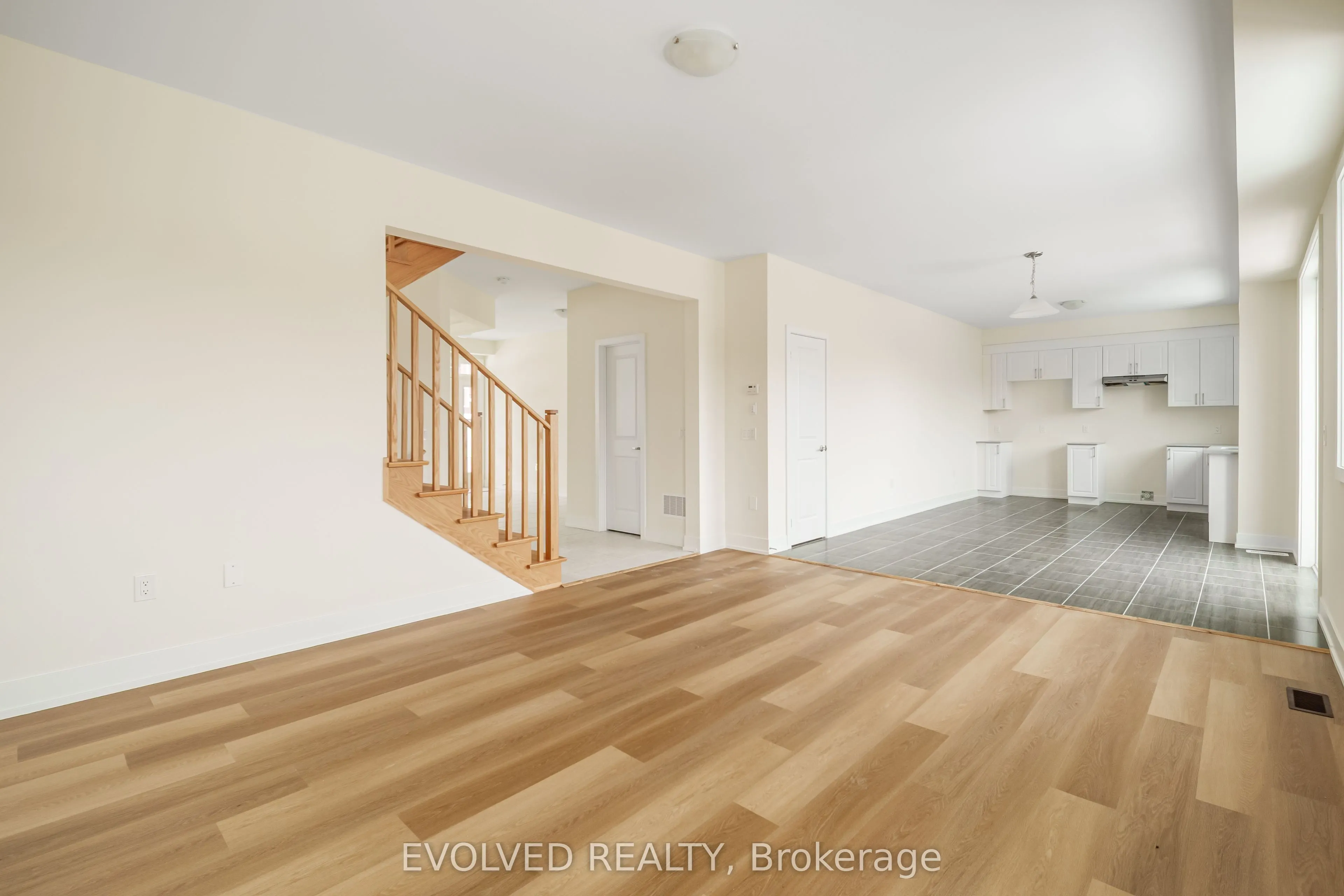 6 Hampton Lane, #0