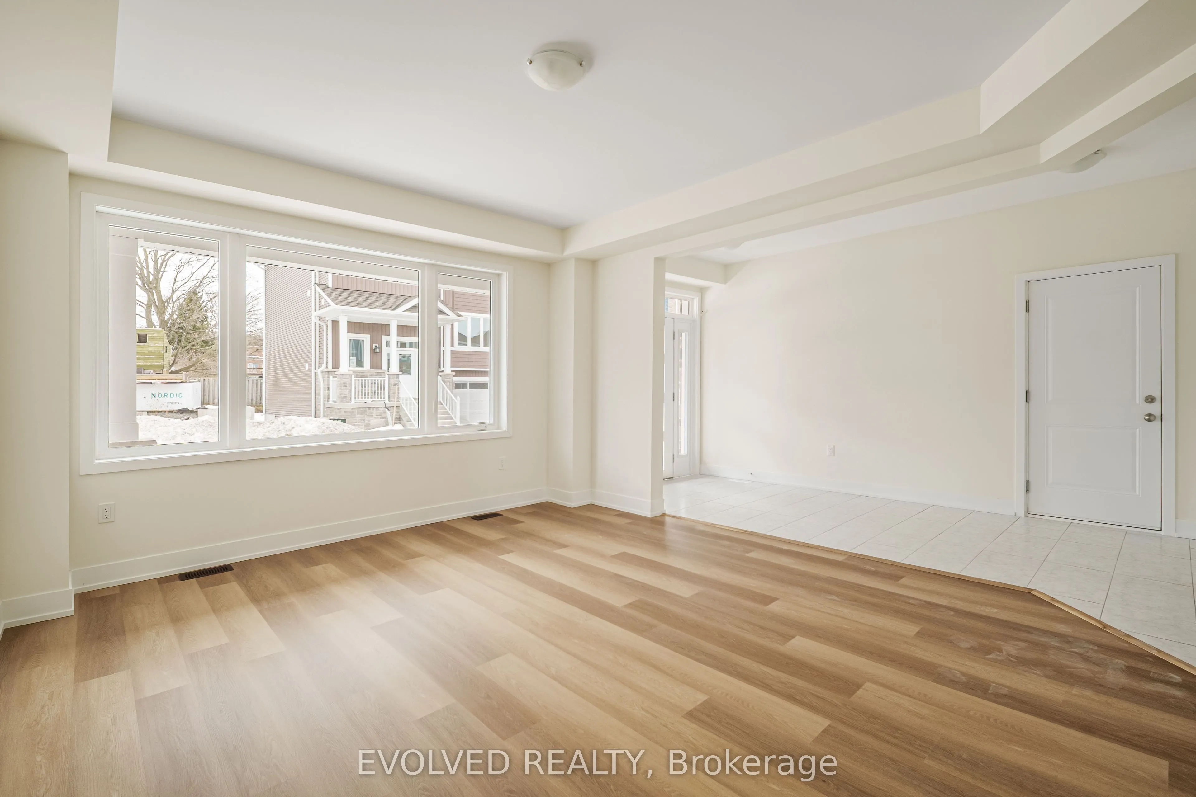 6 Hampton Lane, #0