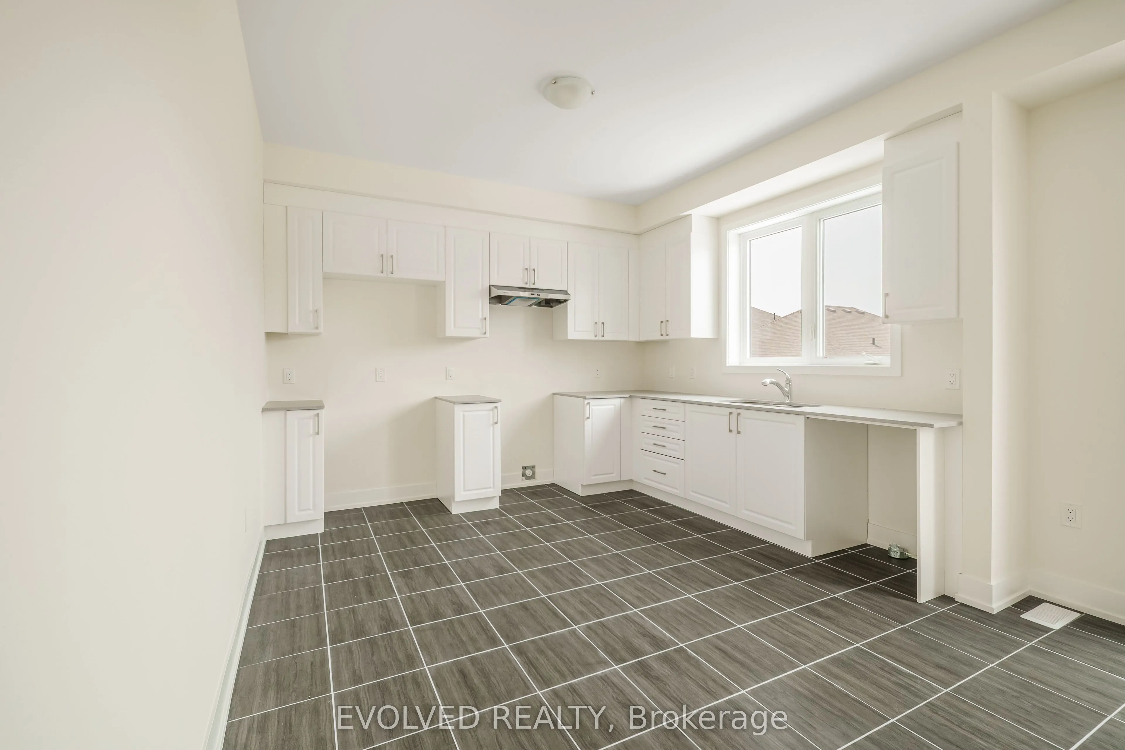 6 Hampton Lane, #0