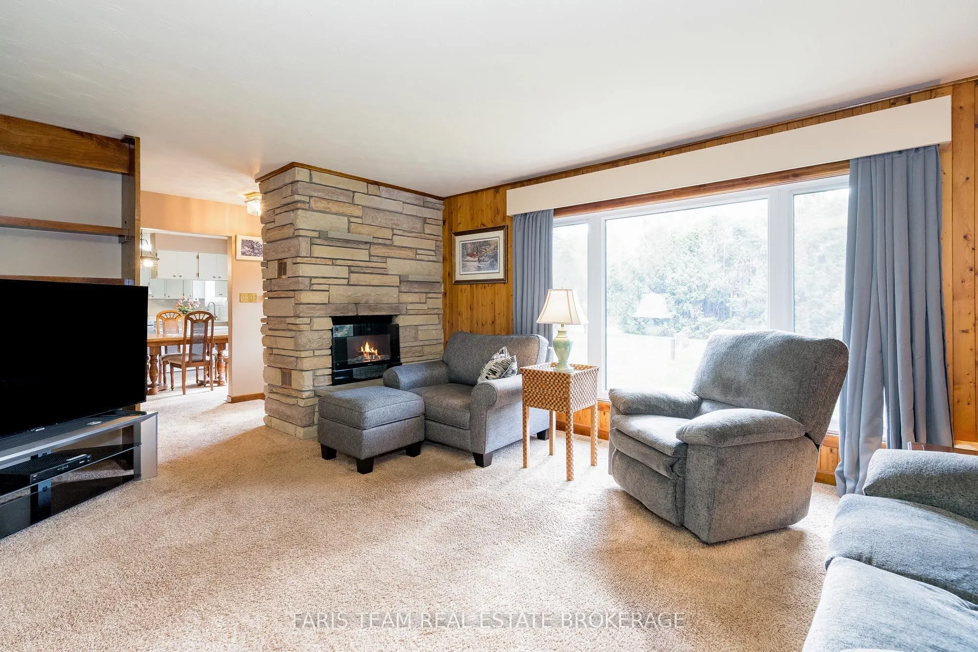 2826 Horseshoe Valley Road W