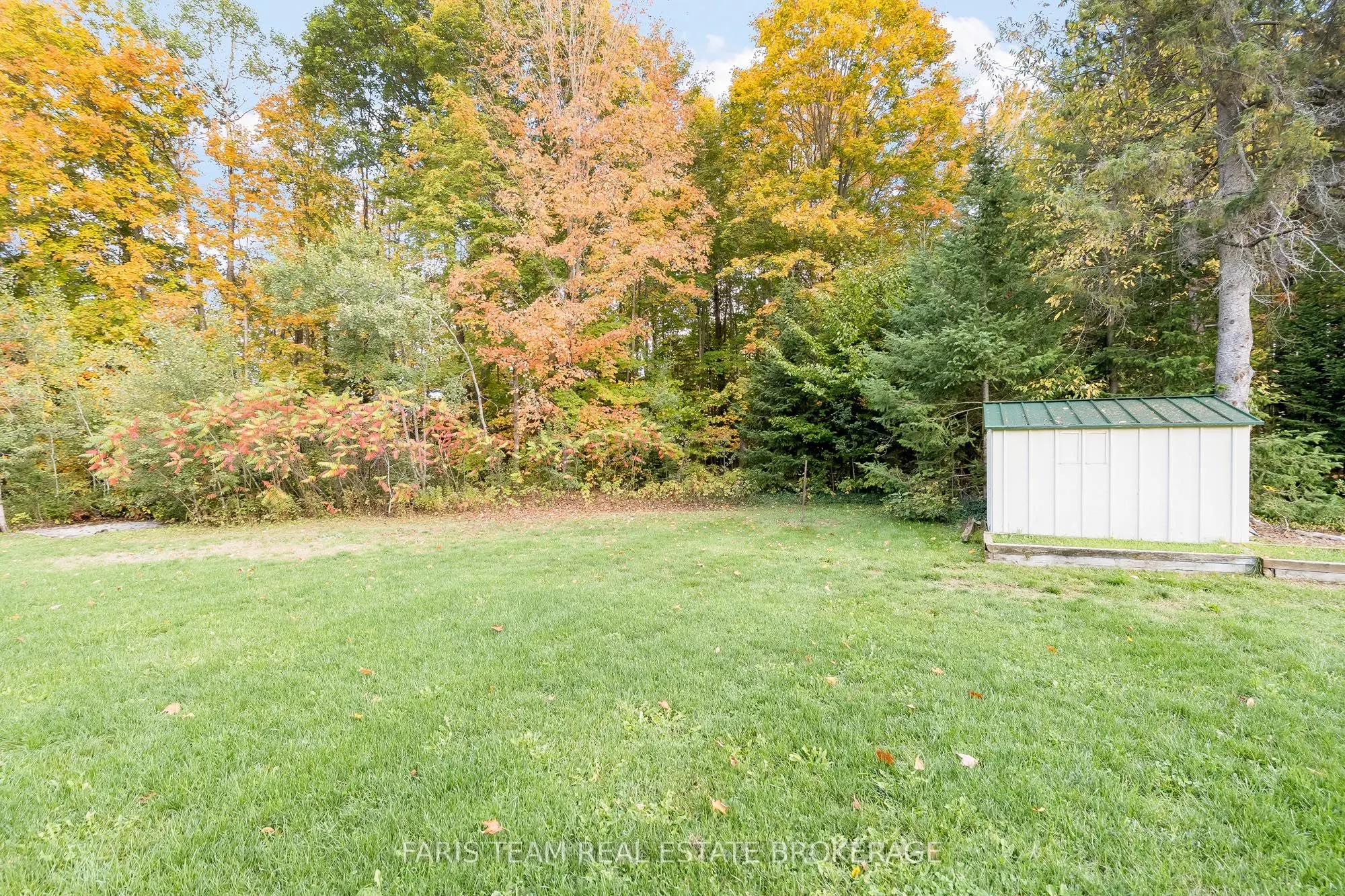2826 Horseshoe Valley Road W
