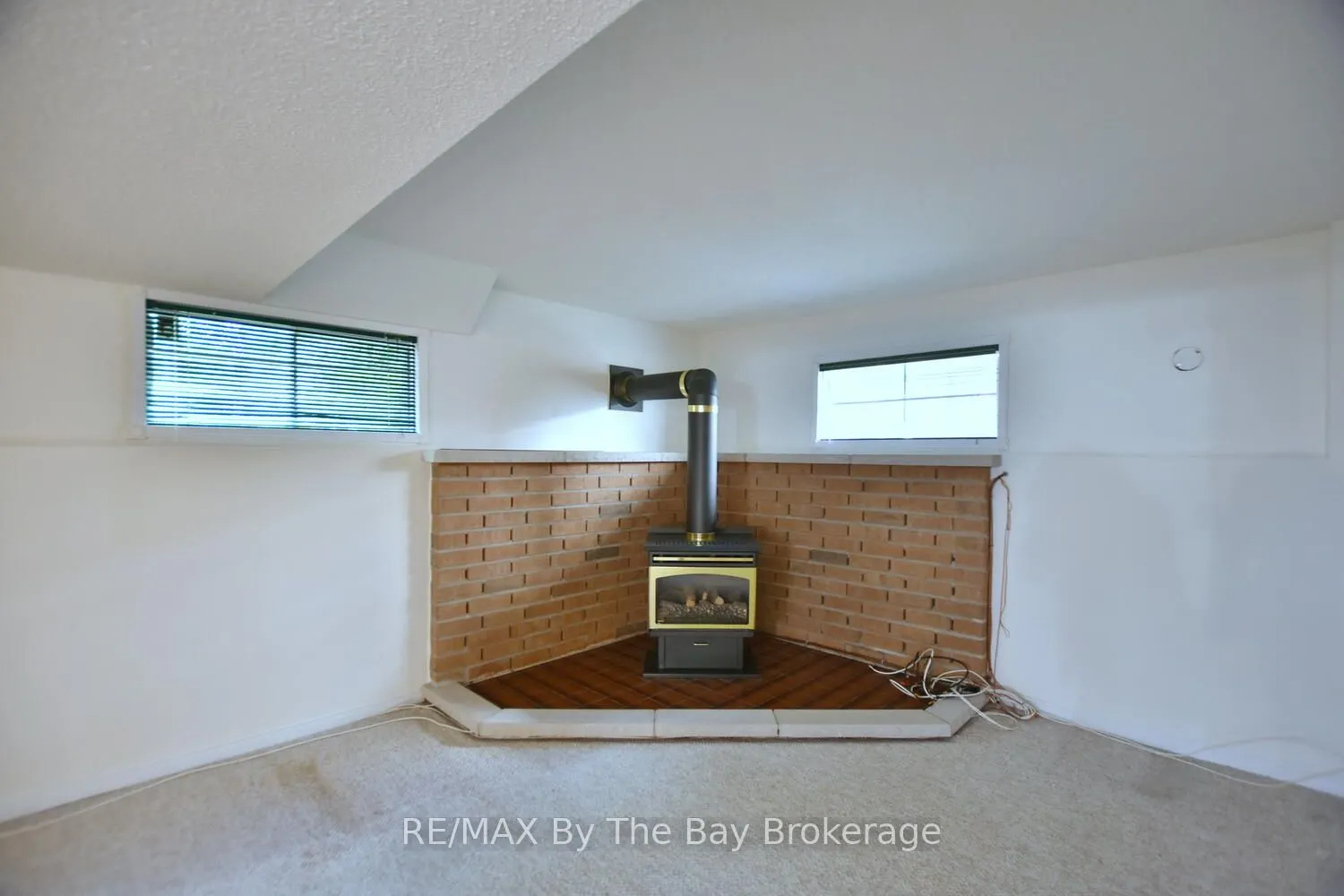 38 Timberland Crescent