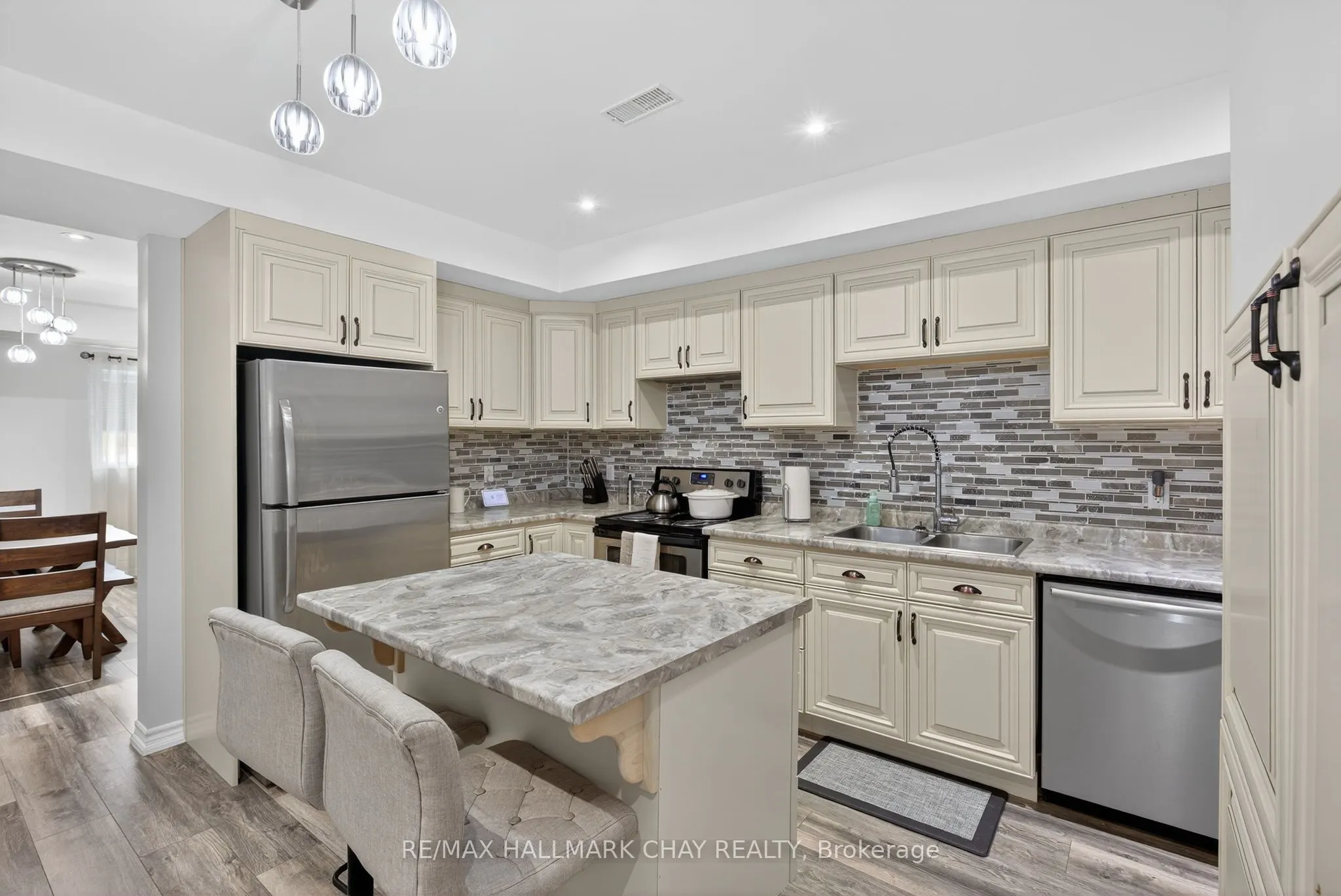 265 Superior Street, #Lower