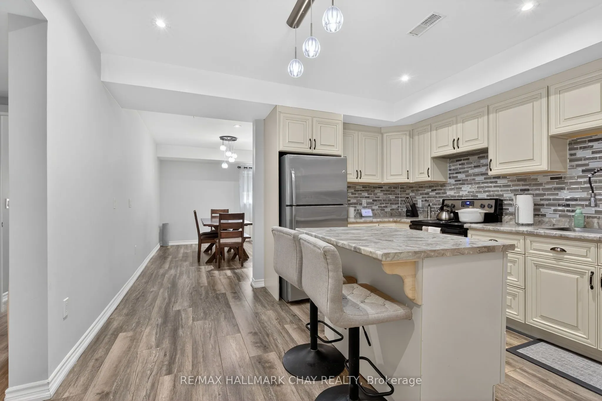 265 Superior Street, #Lower