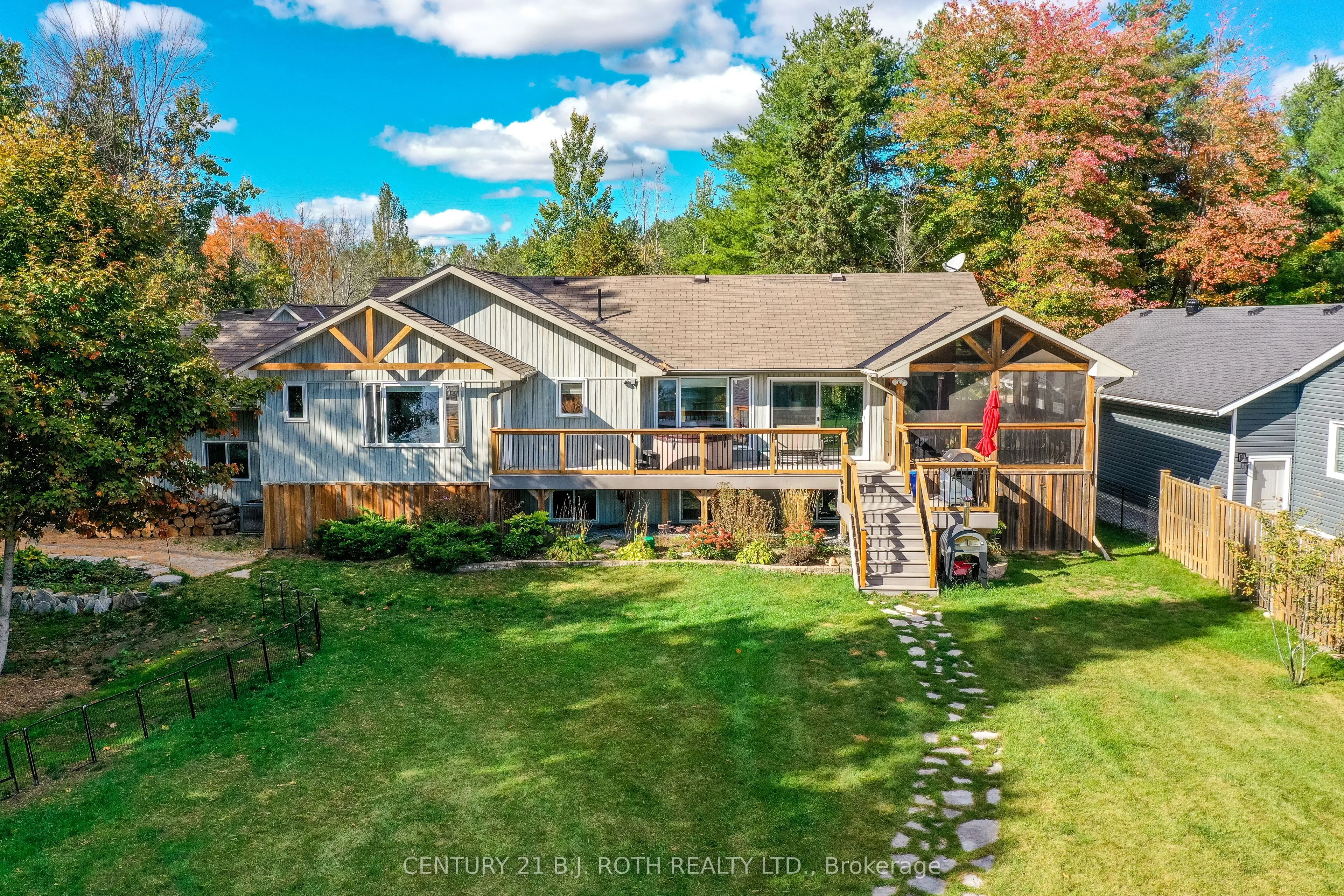 3371 Lake St. George Boulevard