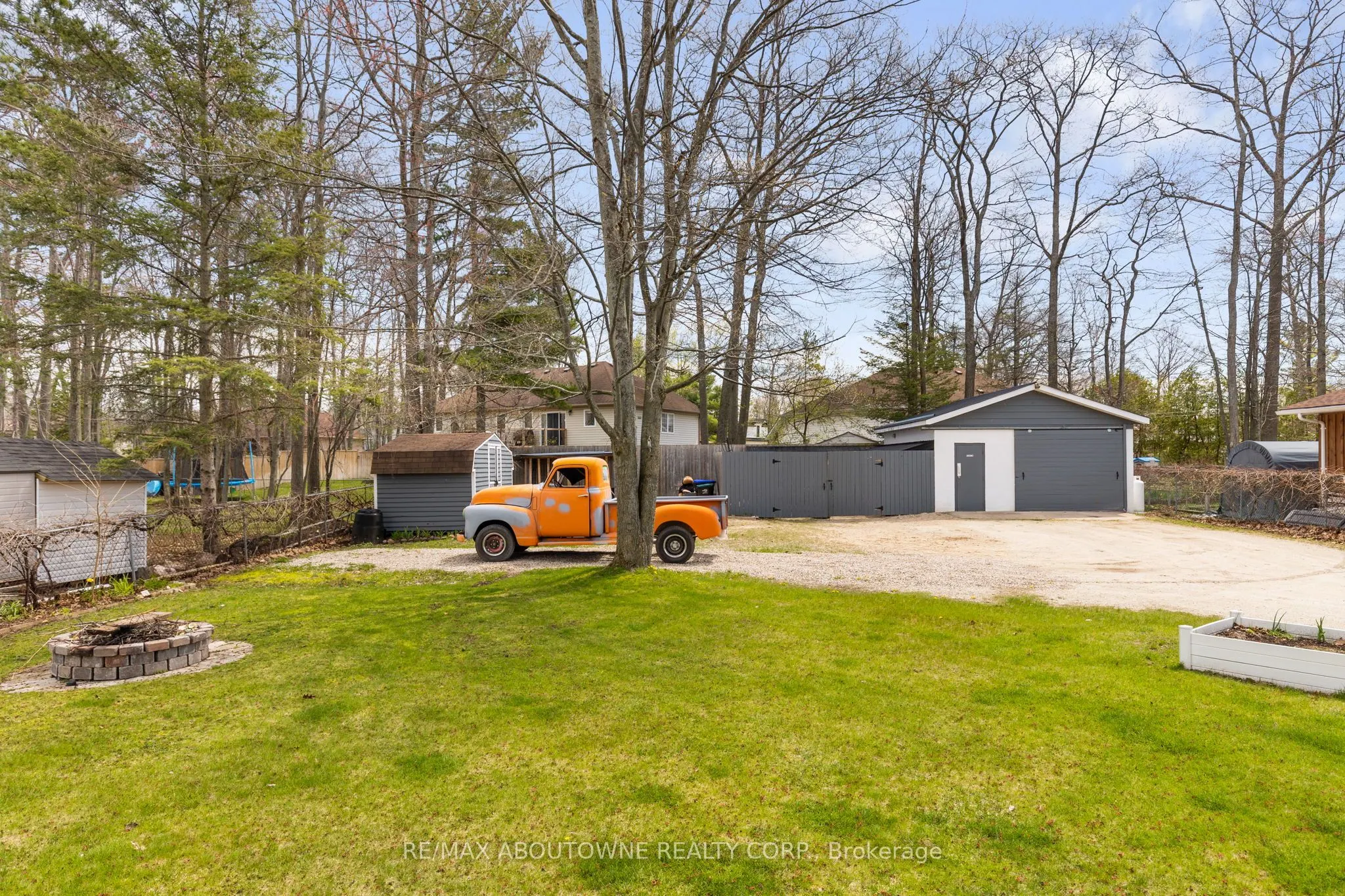 1877 River Road W
