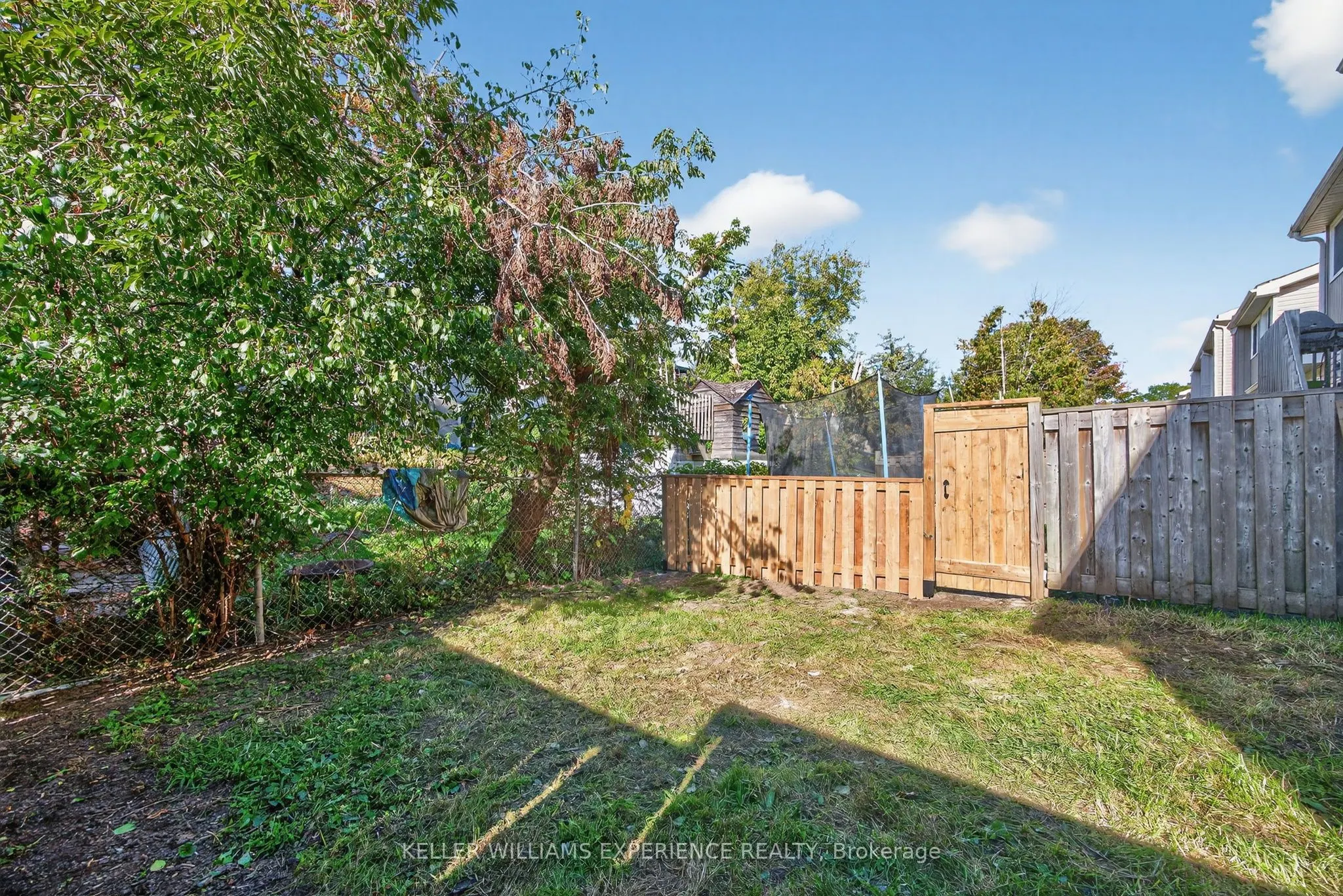 12 LANKIN Boulevard, ##22