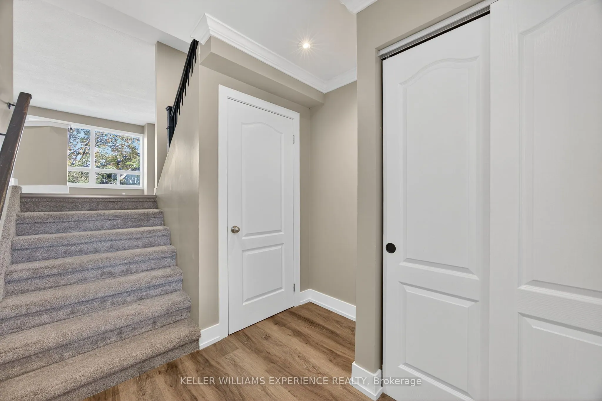 12 LANKIN Boulevard, ##22