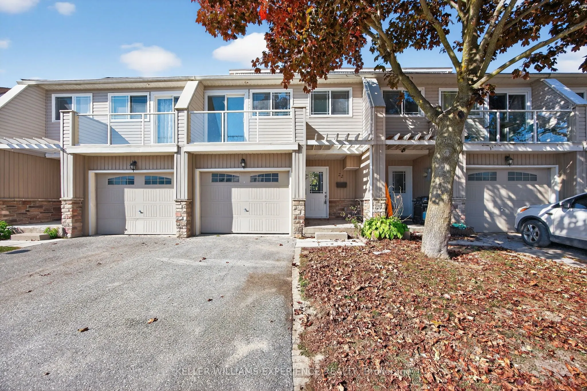 12 LANKIN Boulevard, ##22