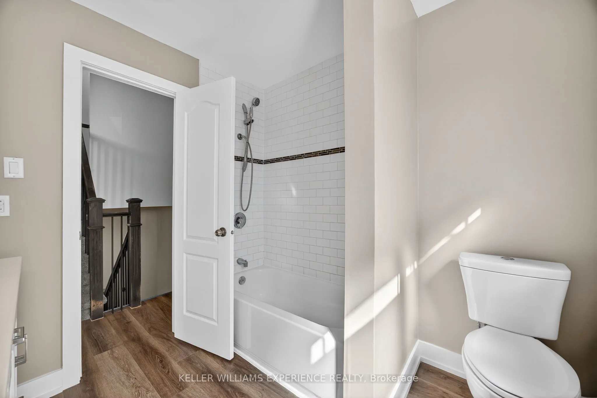 12 LANKIN Boulevard, ##22
