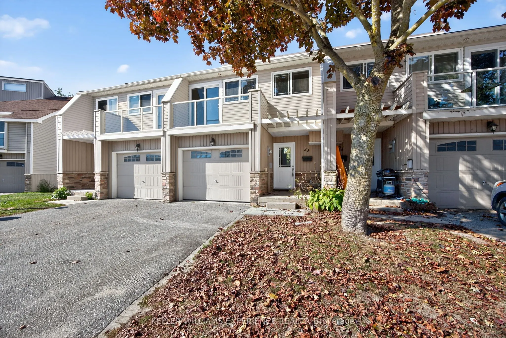 12 LANKIN Boulevard, ##22